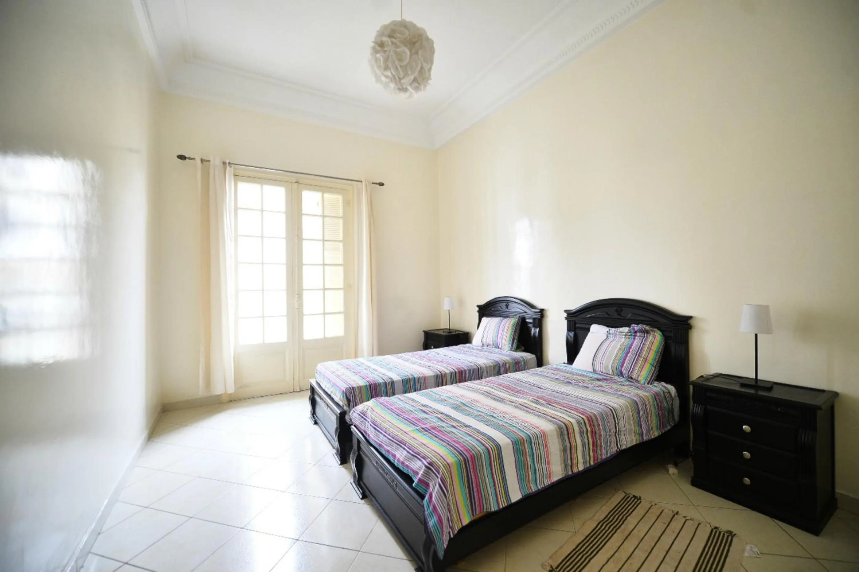 Cosy Art Deco Apart Welcome to James's