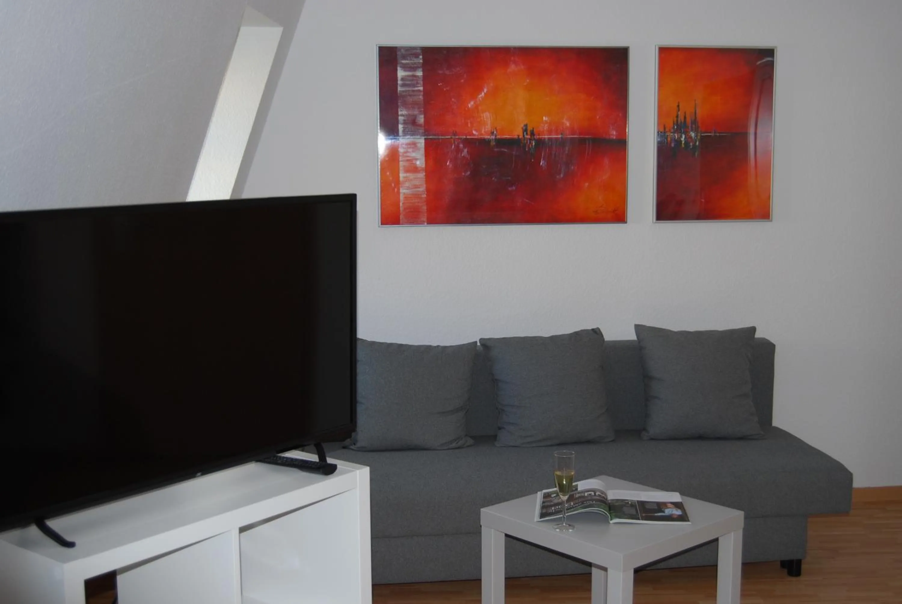 TV and multimedia in B2-Ferienwohnung