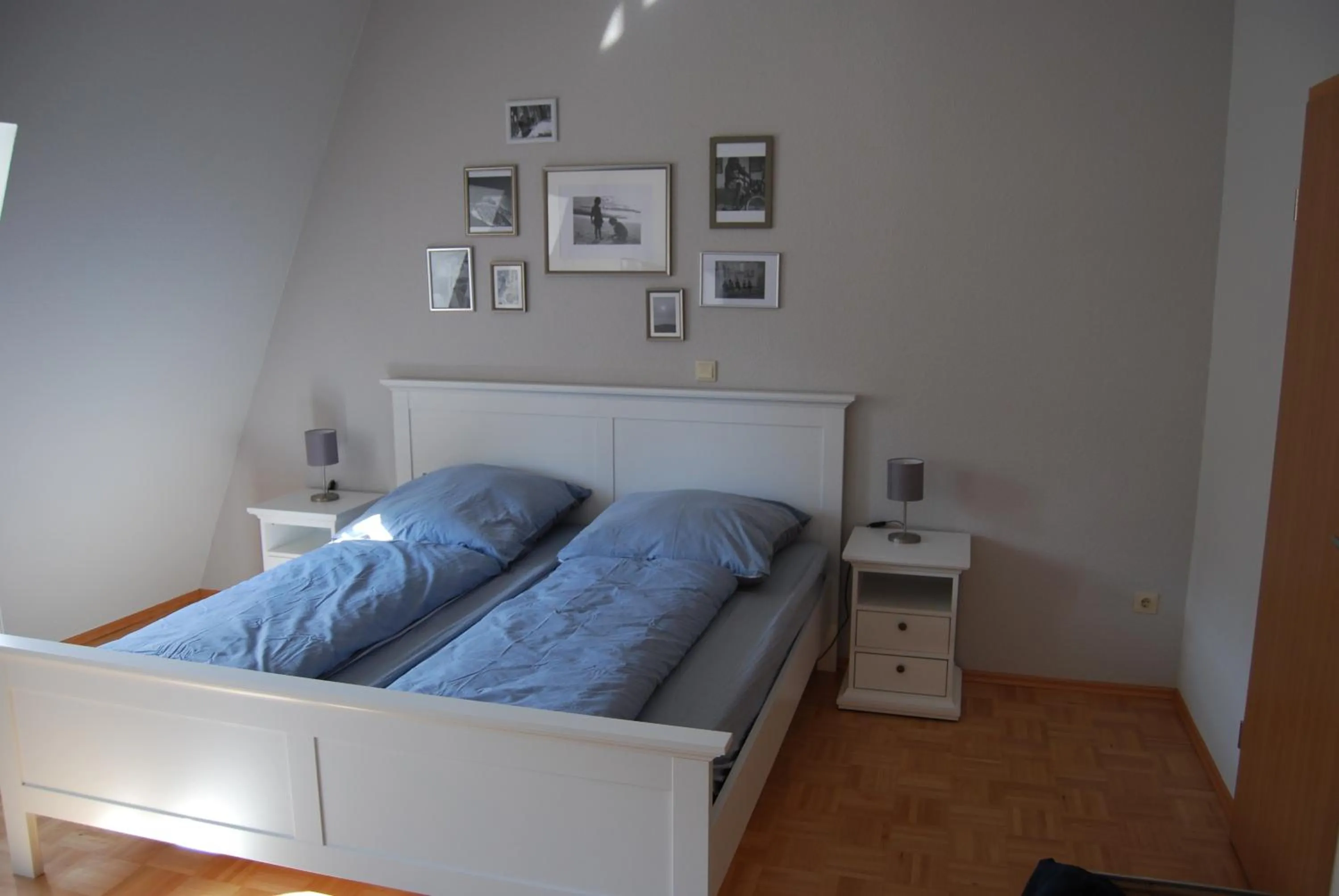 Bed in B2-Ferienwohnung