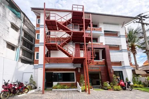 TJR Boutique Hotel