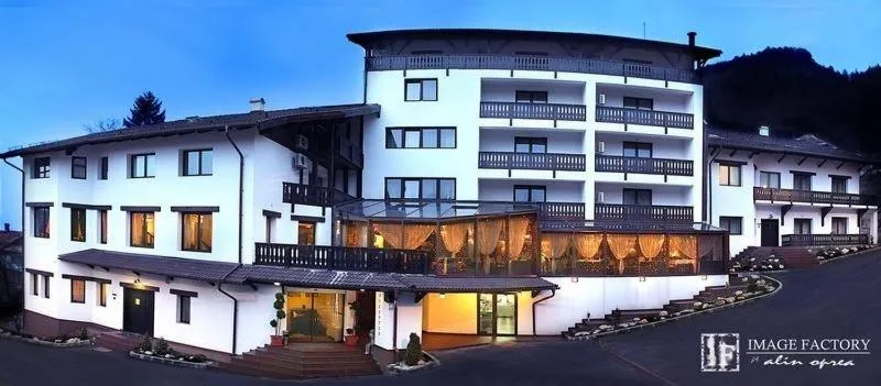Property building in Classic Inn Hotel