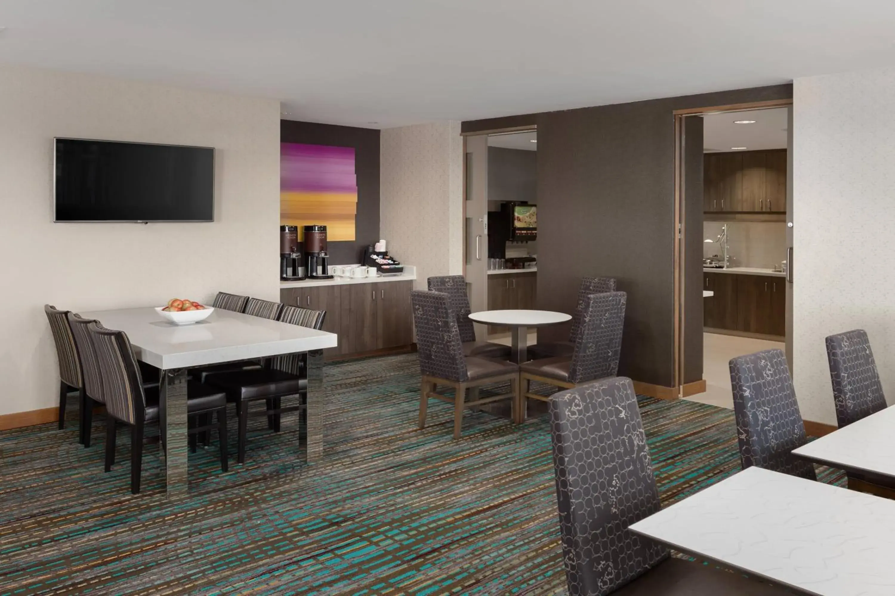 Restaurant/places to eat in Residence Inn by Marriott Shreveport-Bossier City/Downtown Restaurant/places to eat in Residence Inn by Marriott Shreveport-Bossier City/Downtown