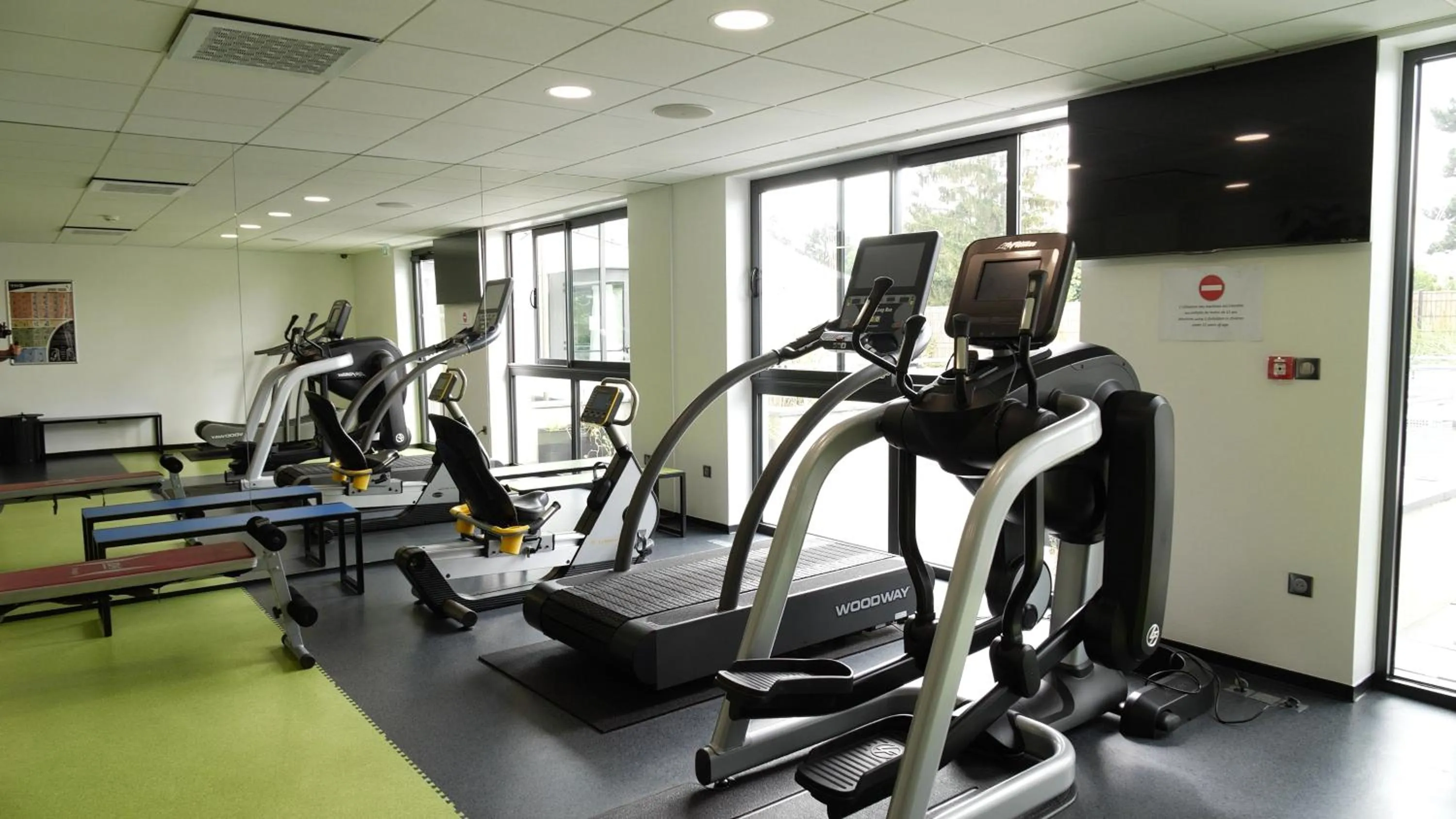 Fitness centre/facilities in Mercure Bale Mulhouse Aeroport