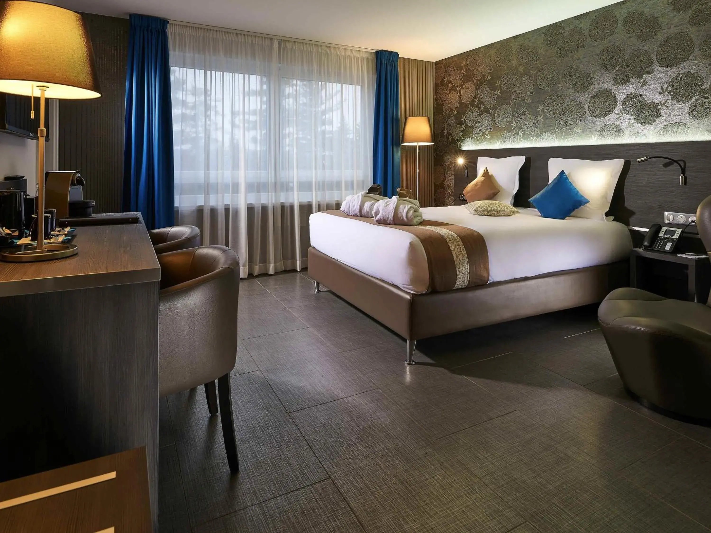 Bedroom, Bed in Mercure Bale Mulhouse Aeroport Bedroom, Bed in Mercure Bale Mulhouse Aeroport