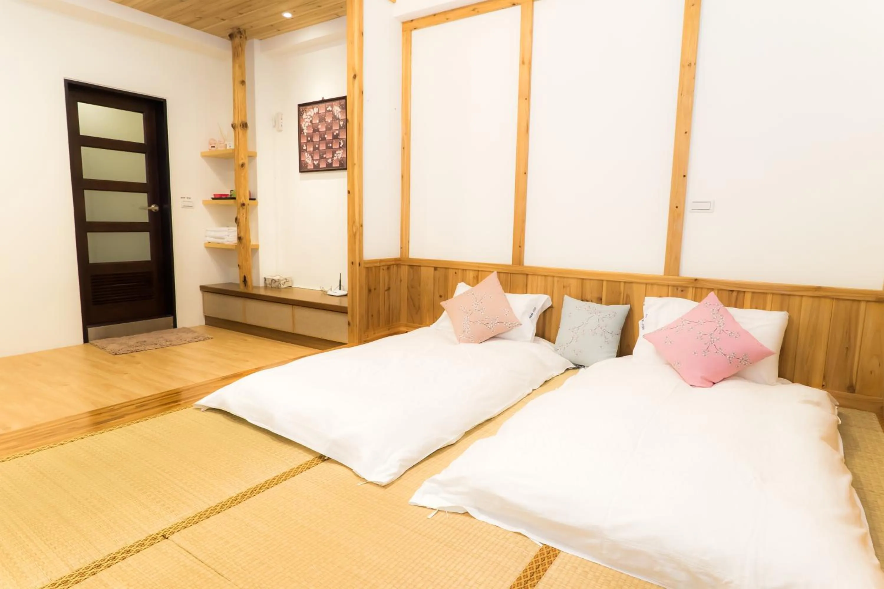 Decorative detail, Bed in Books & Woods Bed and Breakfast