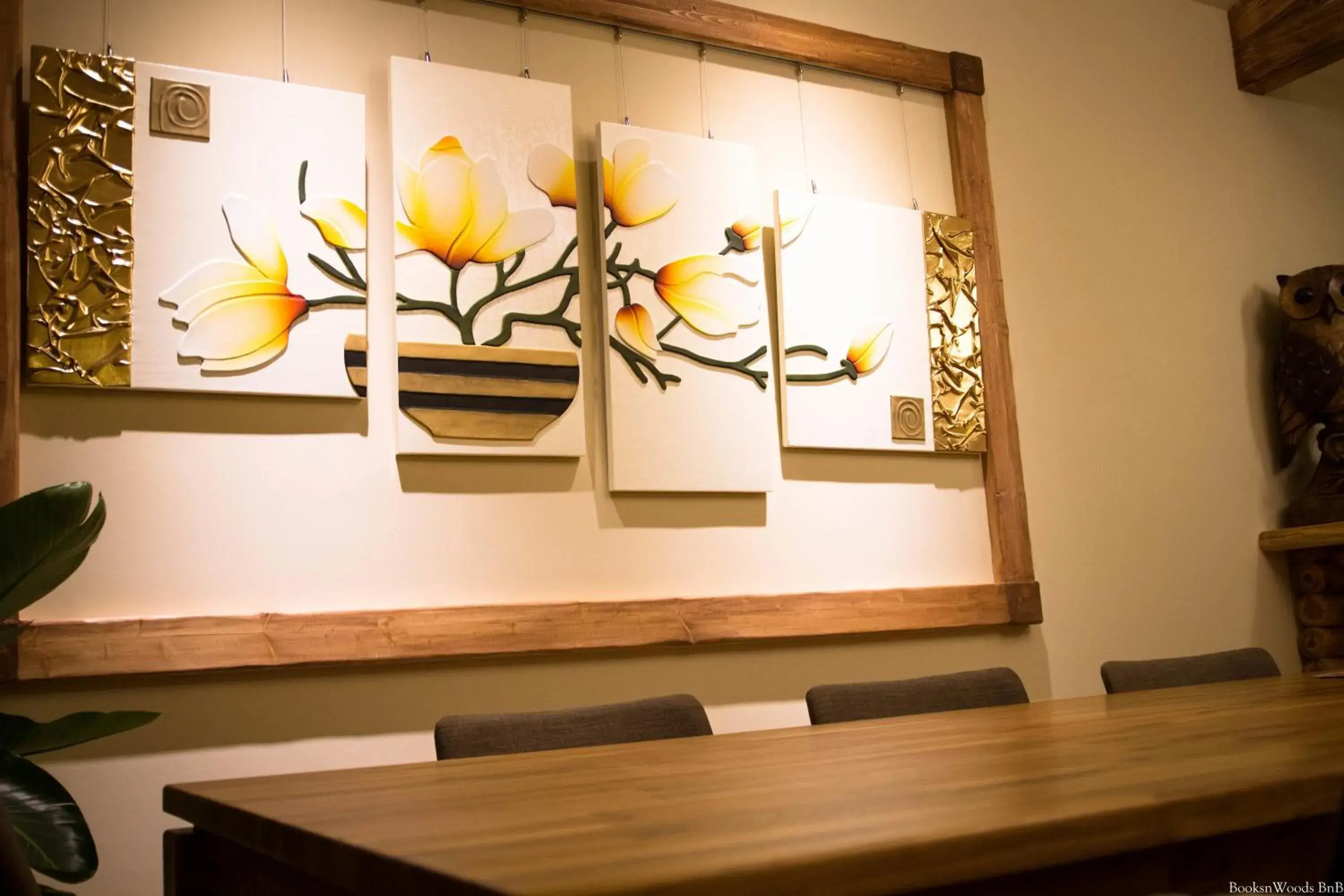 Japanese Style Twin Room in Books & Woods Bed and Breakfast Japanese Style Twin Room in Books & Woods Bed and Breakfast