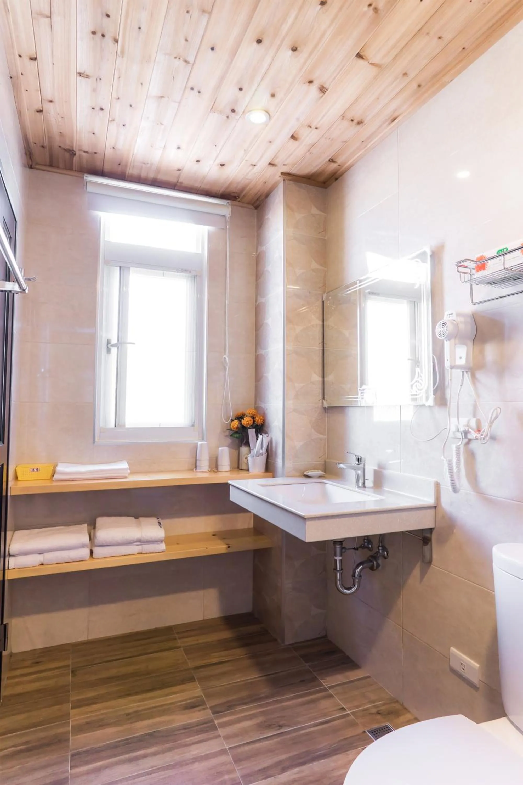 Books & Woods Bed and Breakfast