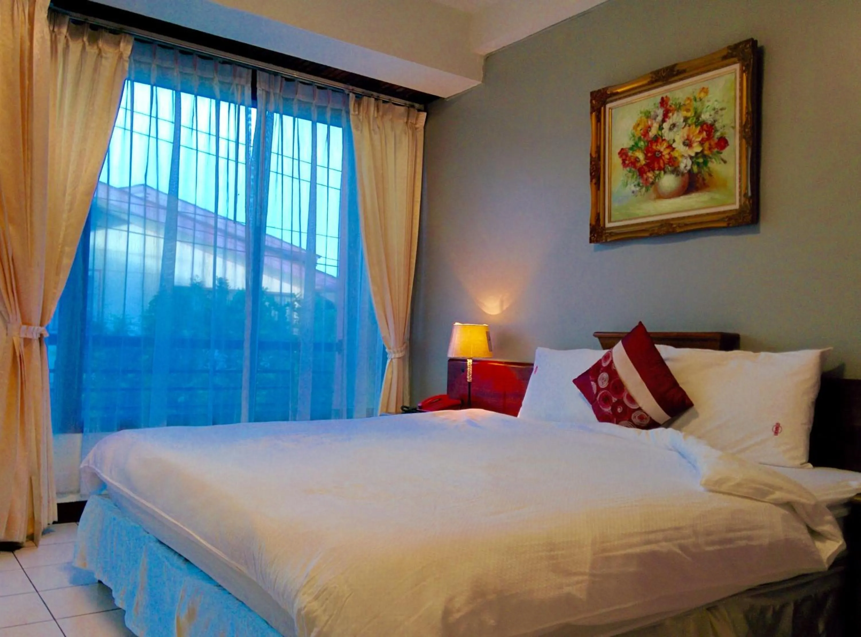 Bed in Moonlight House