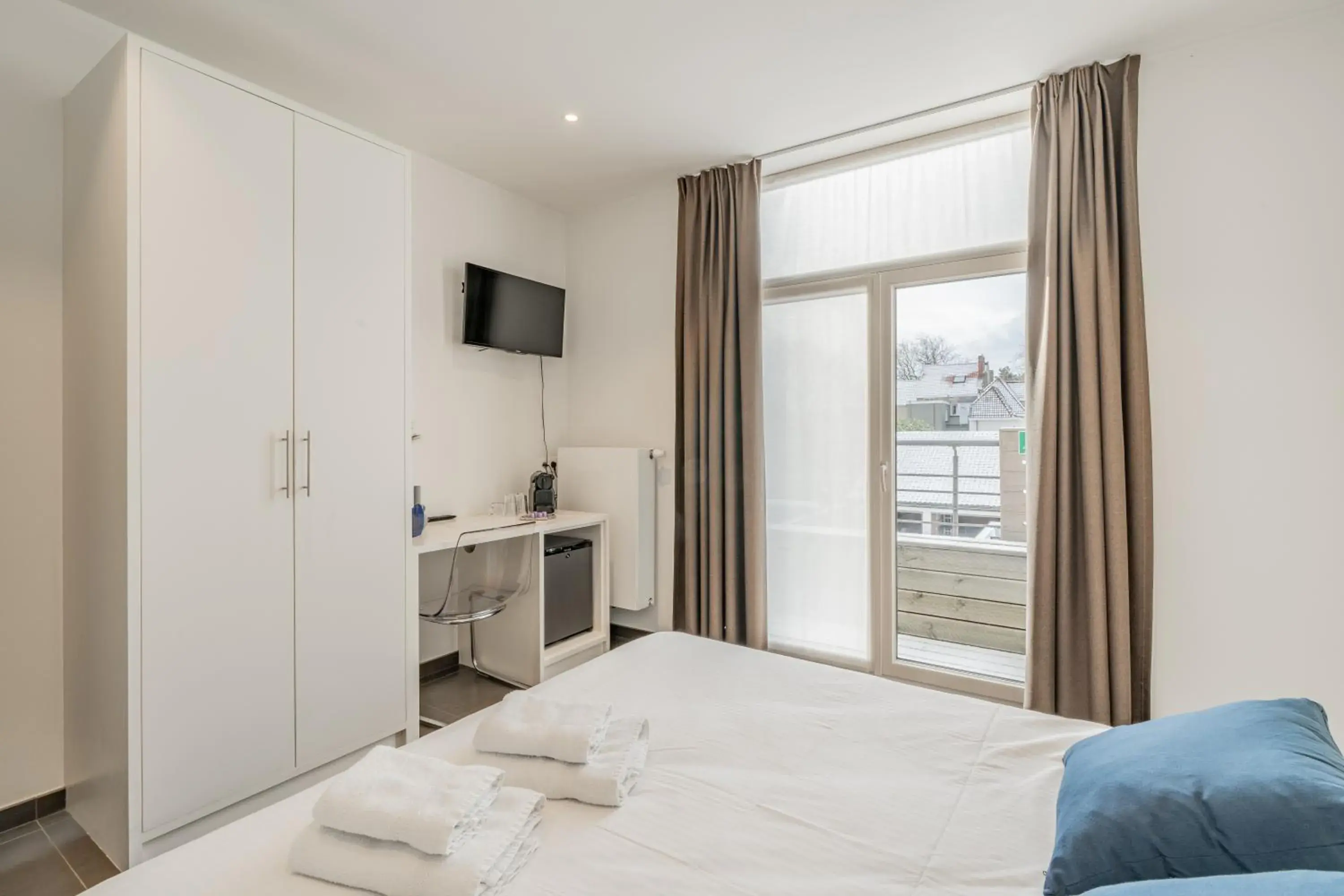 Comfort Room with Balcony in Maison Bruges Comfort Room with Balcony in Maison Bruges