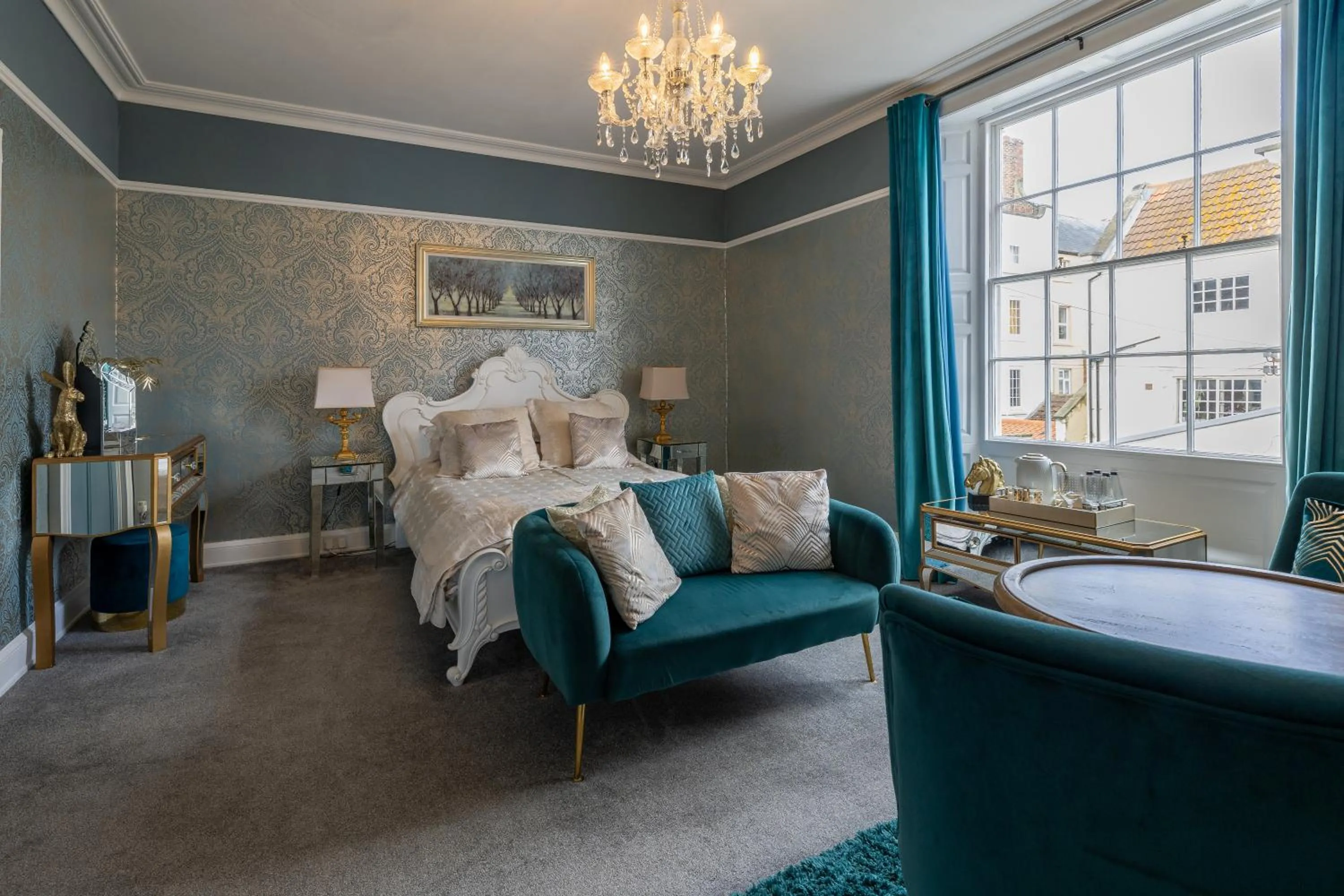 Bedroom, Bed in Highgate House