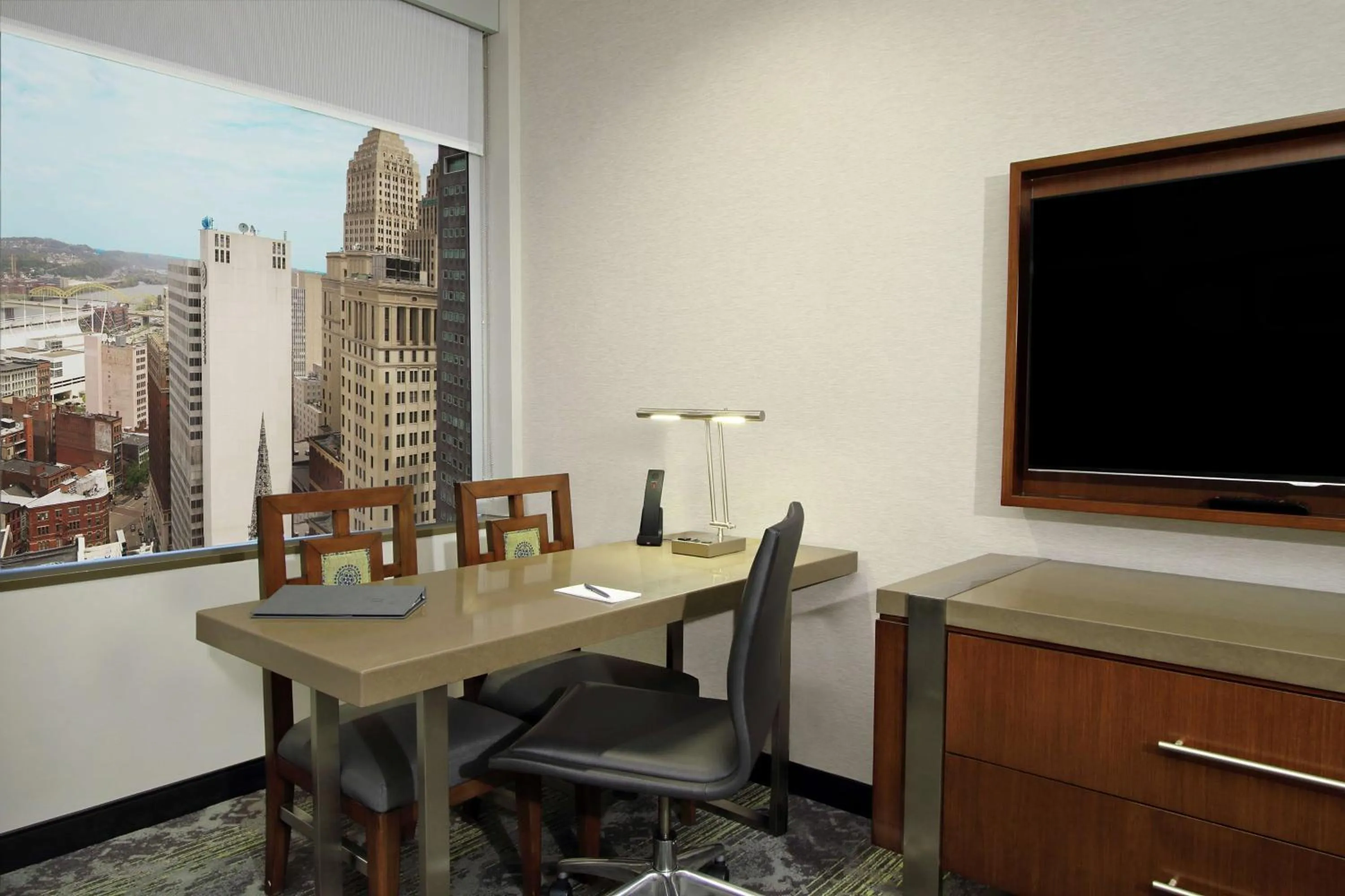 Bedroom in Embassy Suites Pittsburgh-Downtown