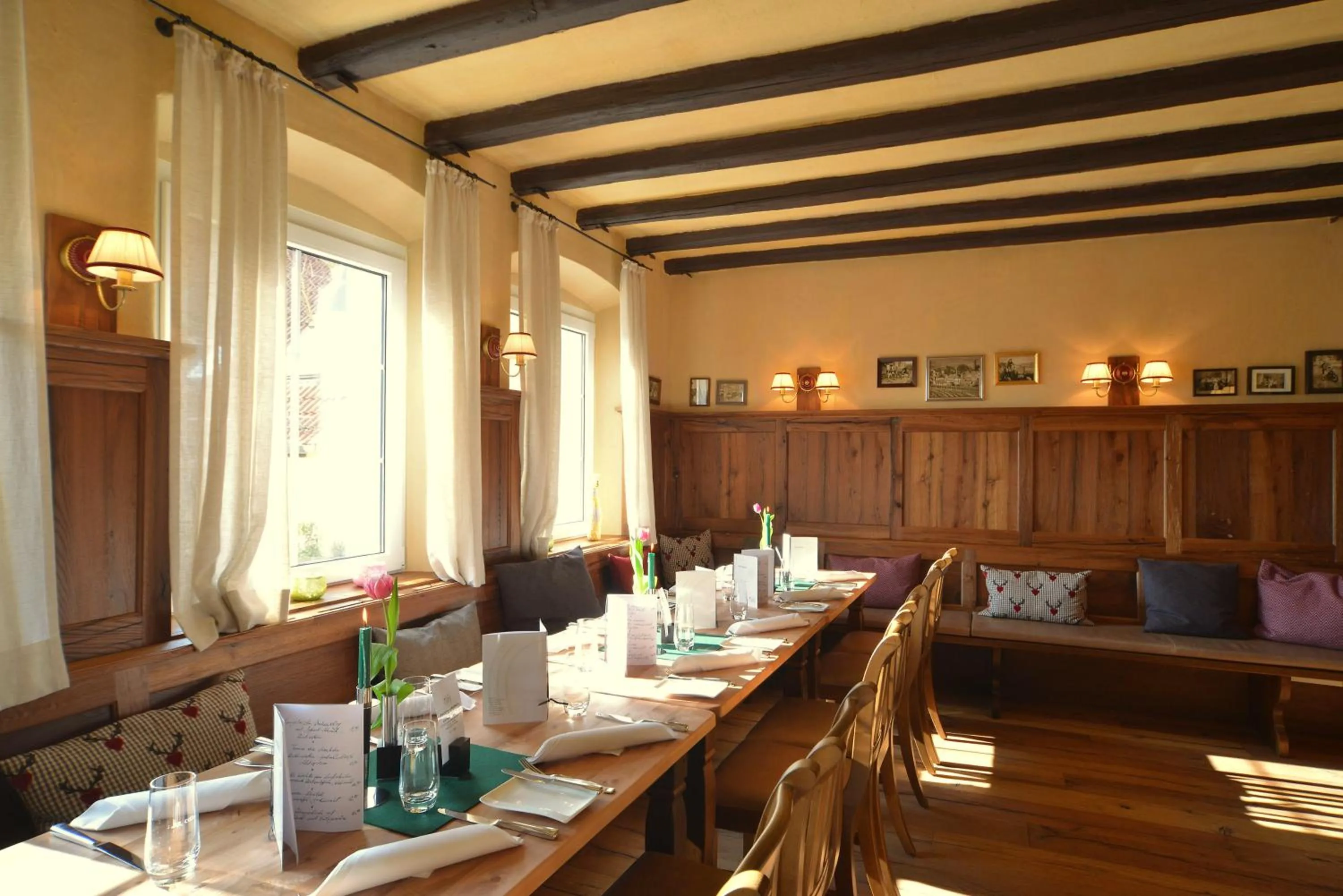 Restaurant/places to eat in Das Crass