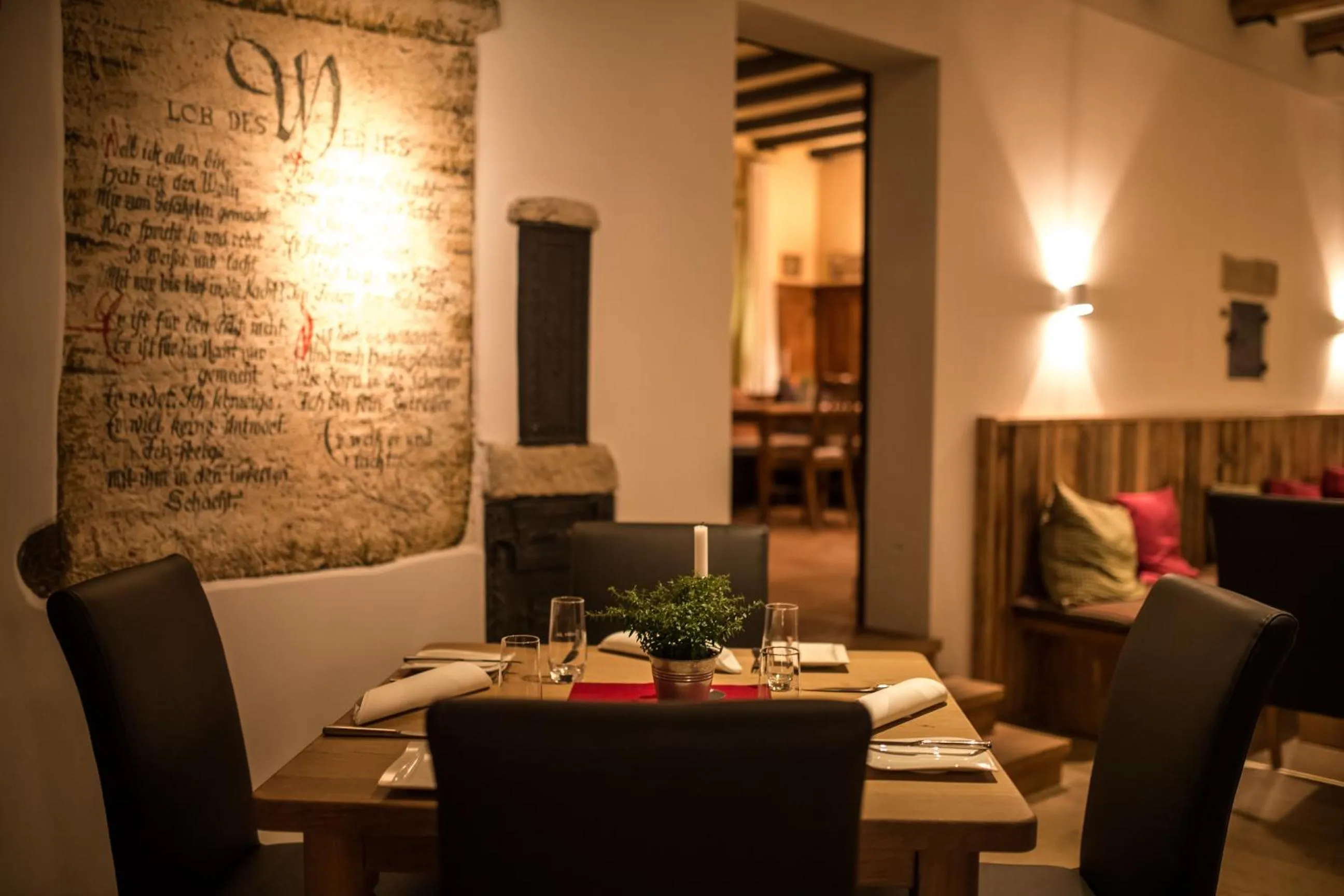 Restaurant/places to eat in Das Crass