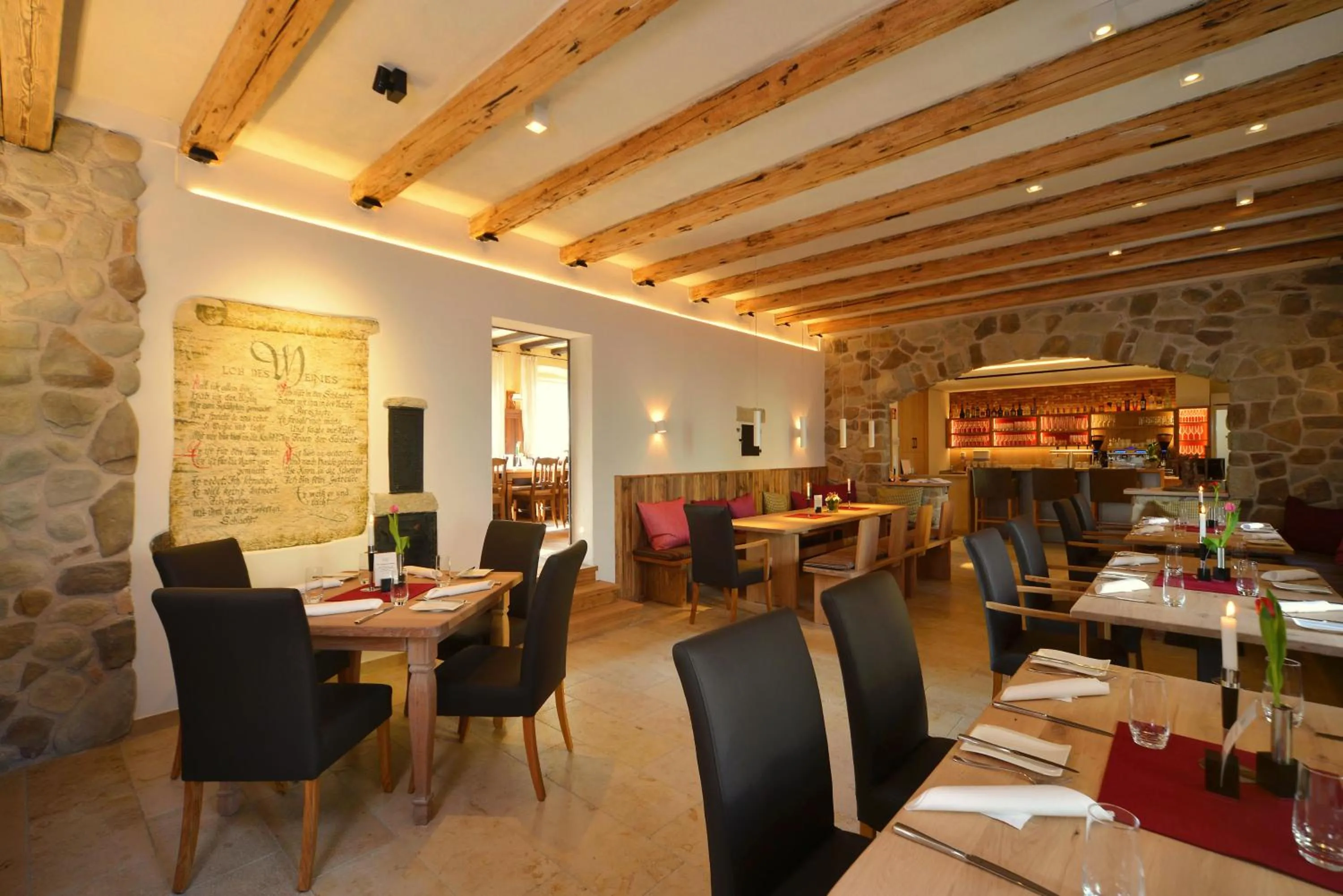Restaurant/places to eat in Das Crass
