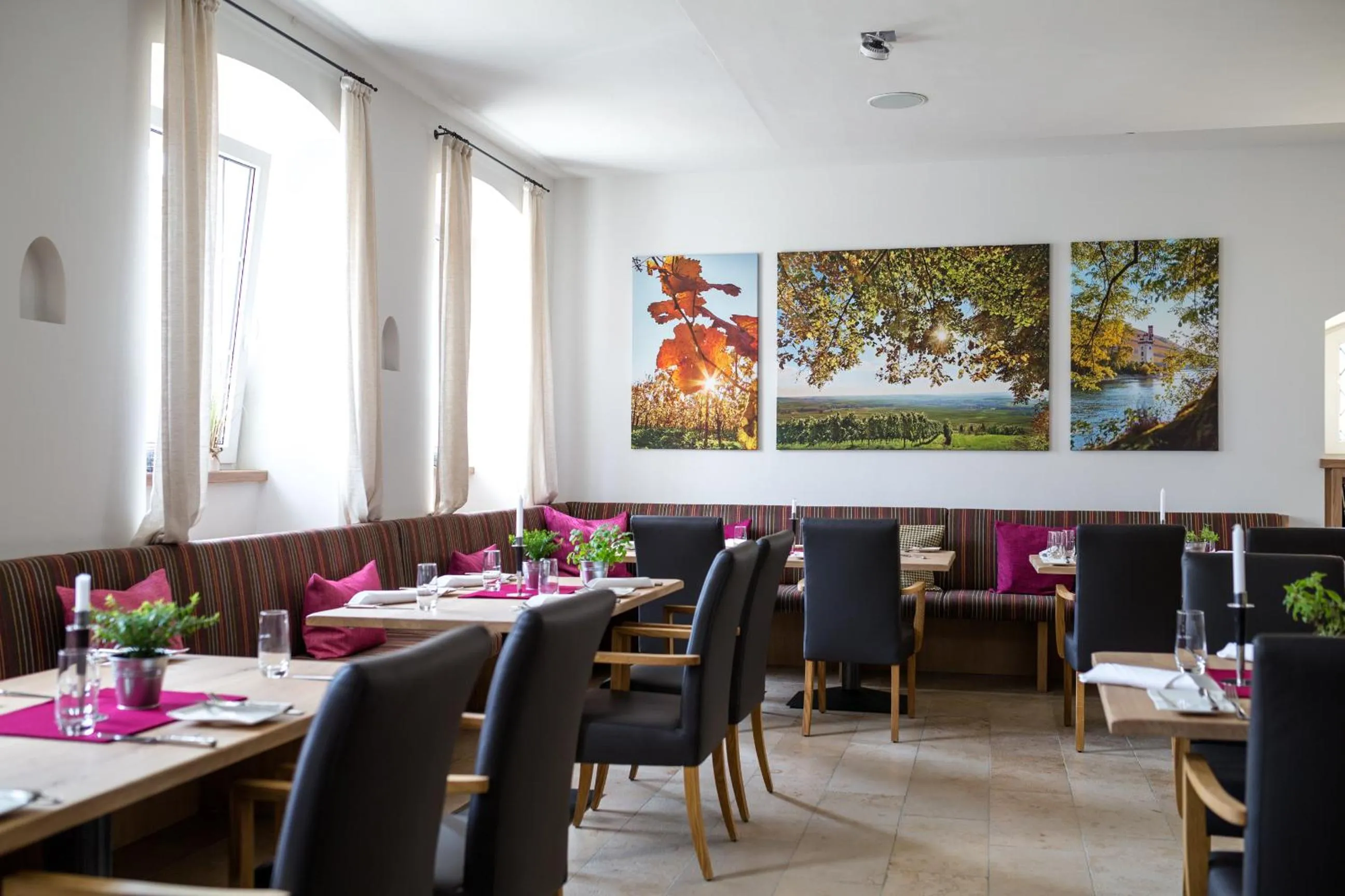 Restaurant/places to eat in Das Crass