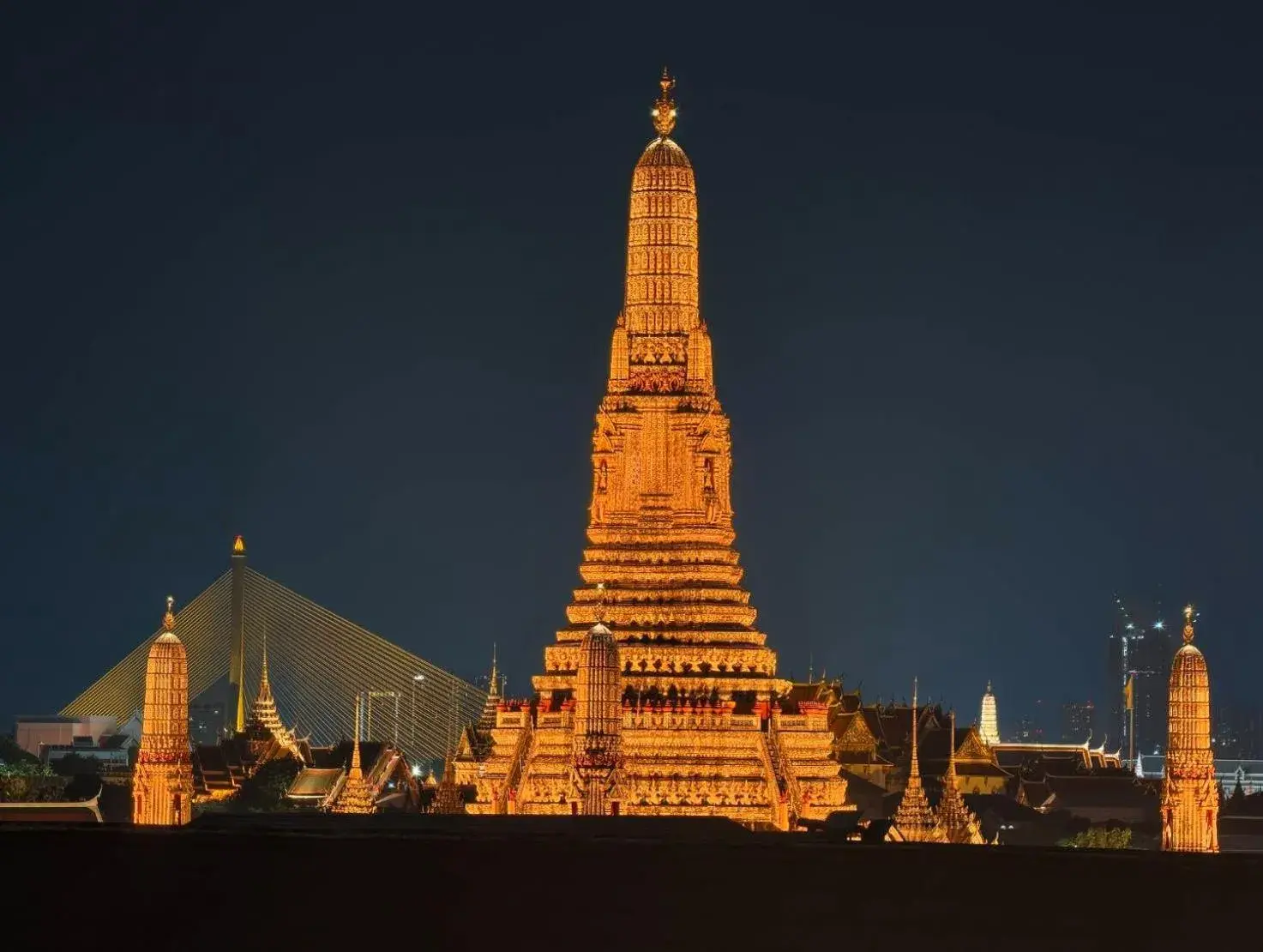TUAN Hotel Bangkok near Wat Arun TUAN Hotel Bangkok near Wat Arun