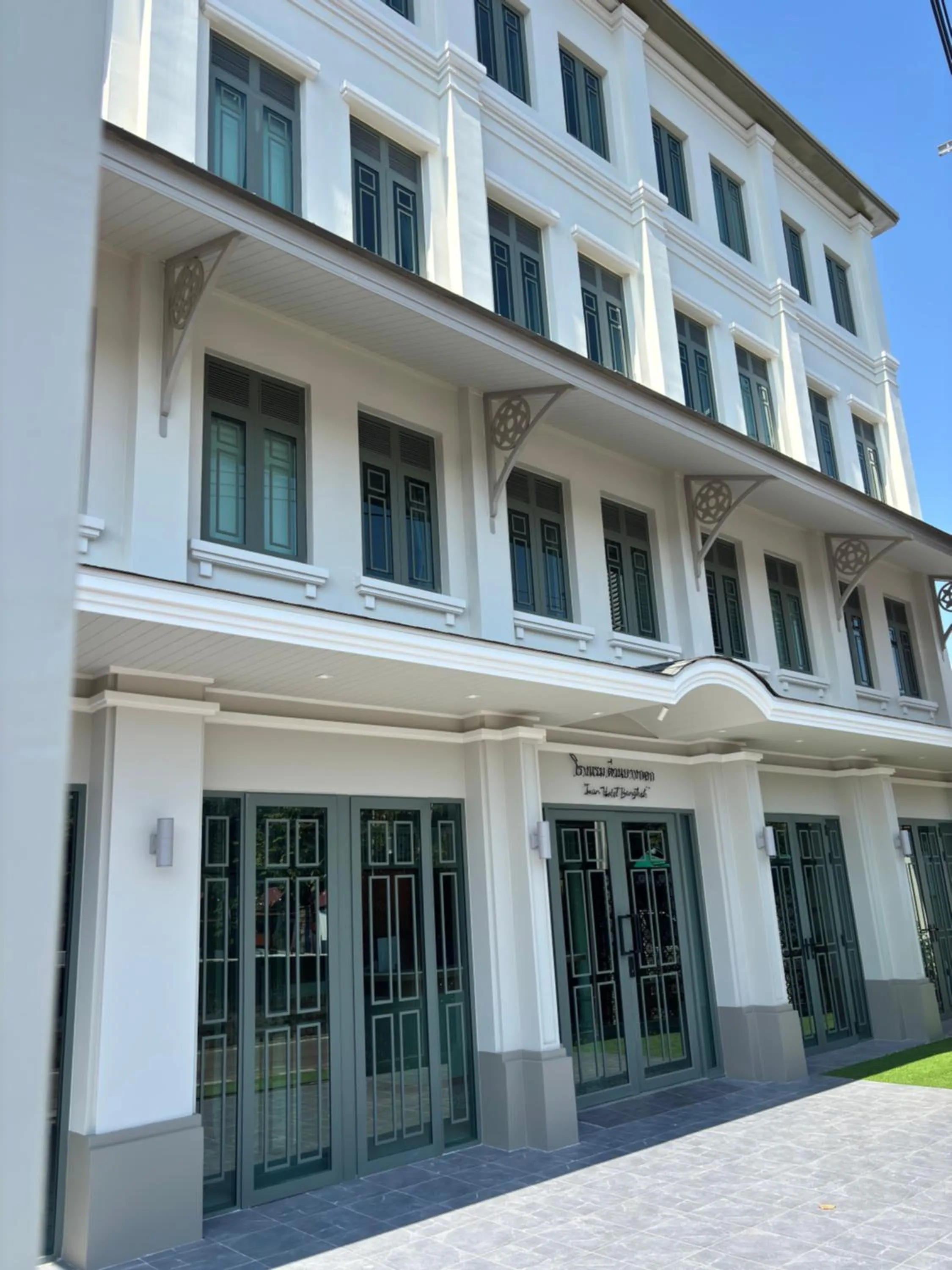 TUAN Hotel Bangkok near Wat Arun
