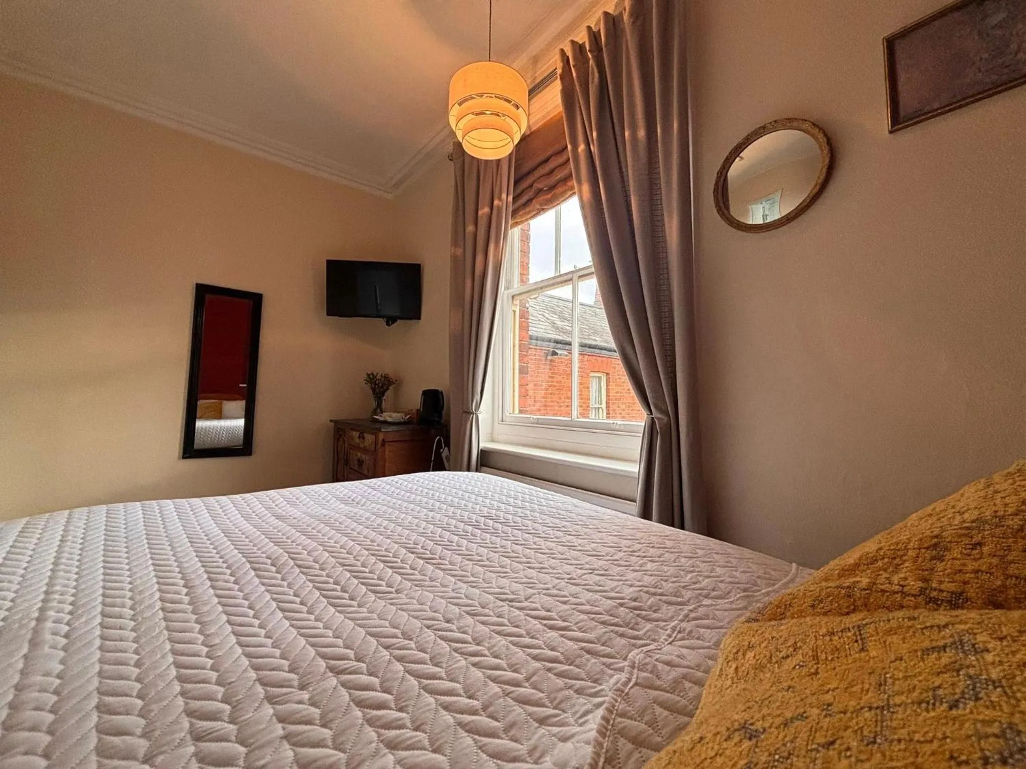 Bed in Tramway Hotel