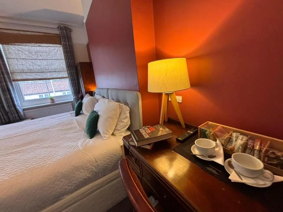 Bed in Tramway Hotel