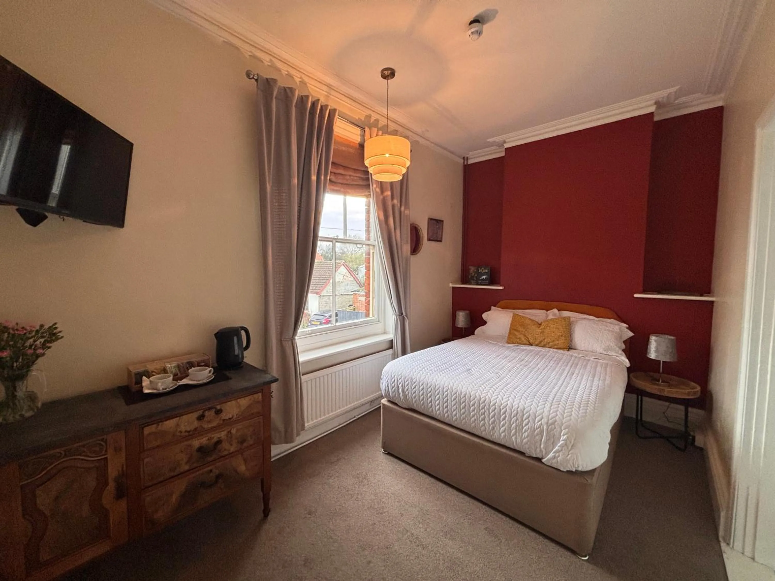 Bed in Tramway Hotel