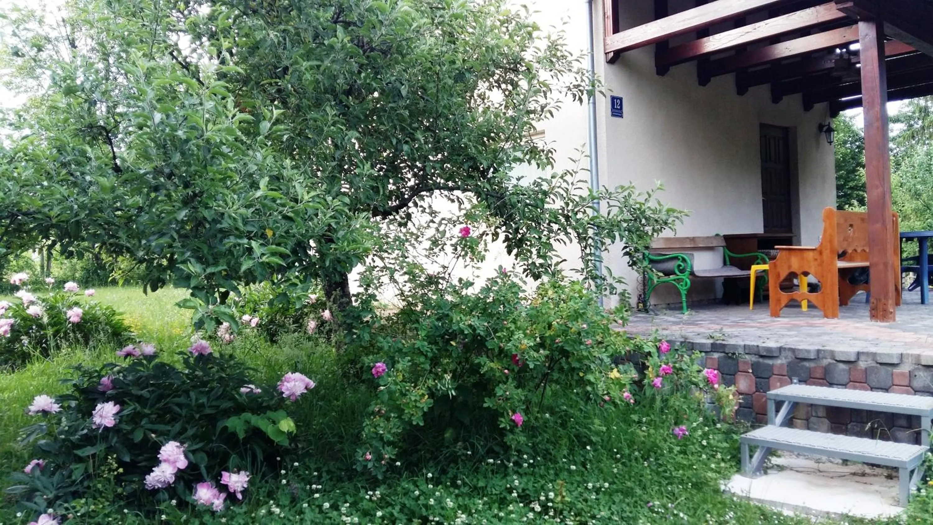 Property building in Čarobna Kućica Pale