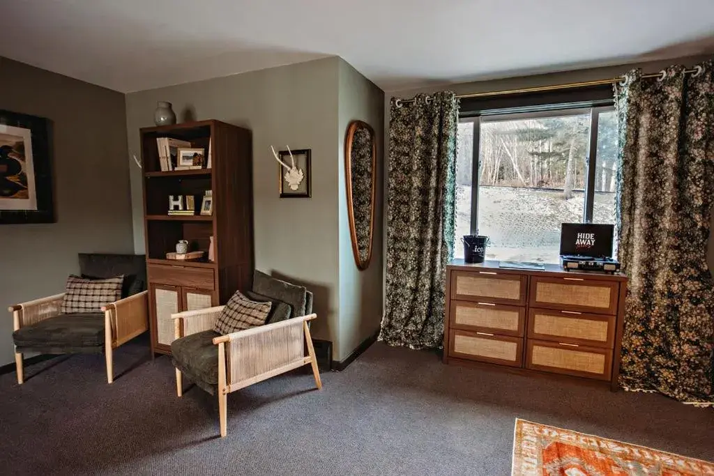 Suite with Balcony in Hideaway Inn Mt Snow Suite with Balcony in Hideaway Inn Mt Snow