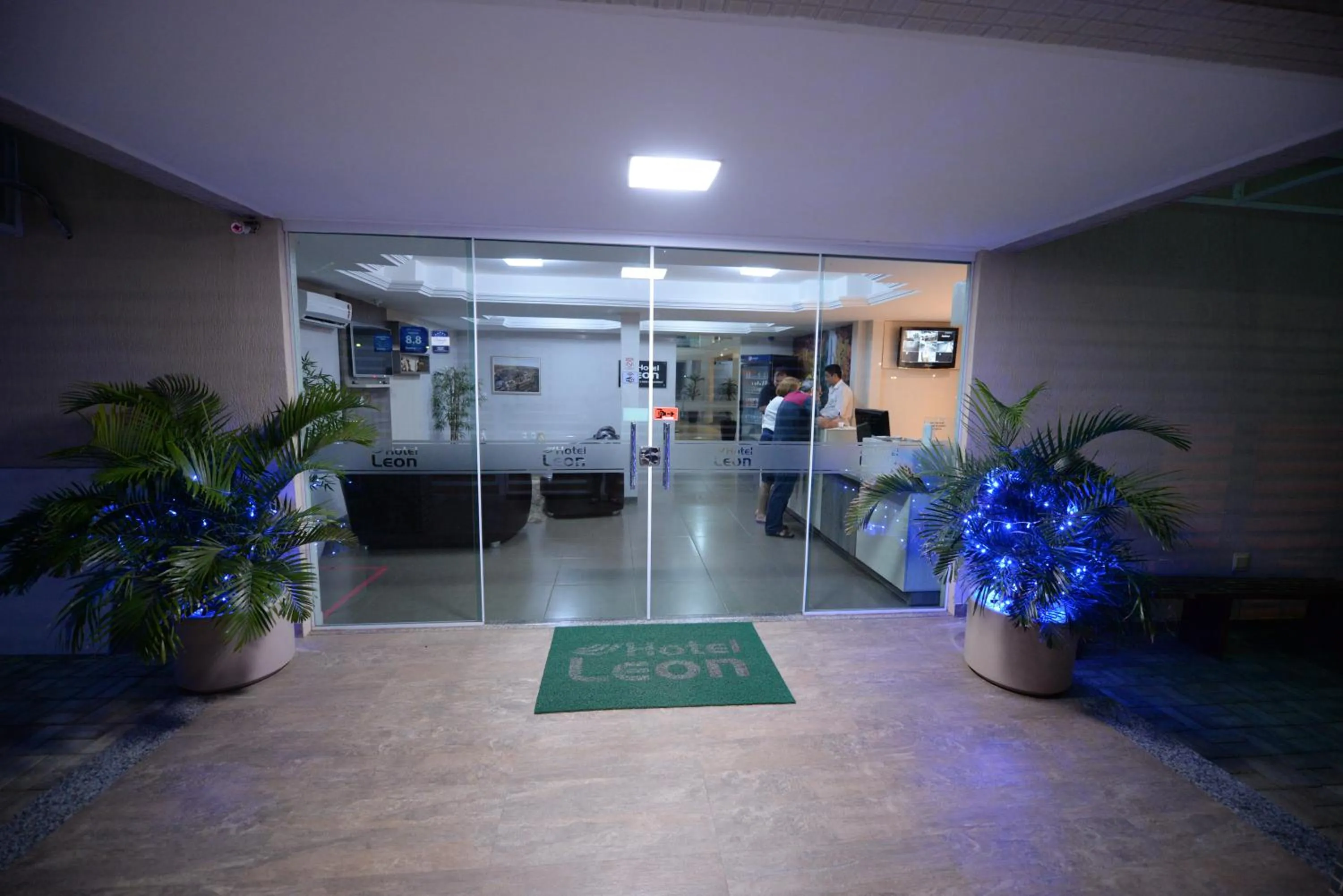 Facade/entrance in Hotel Leon