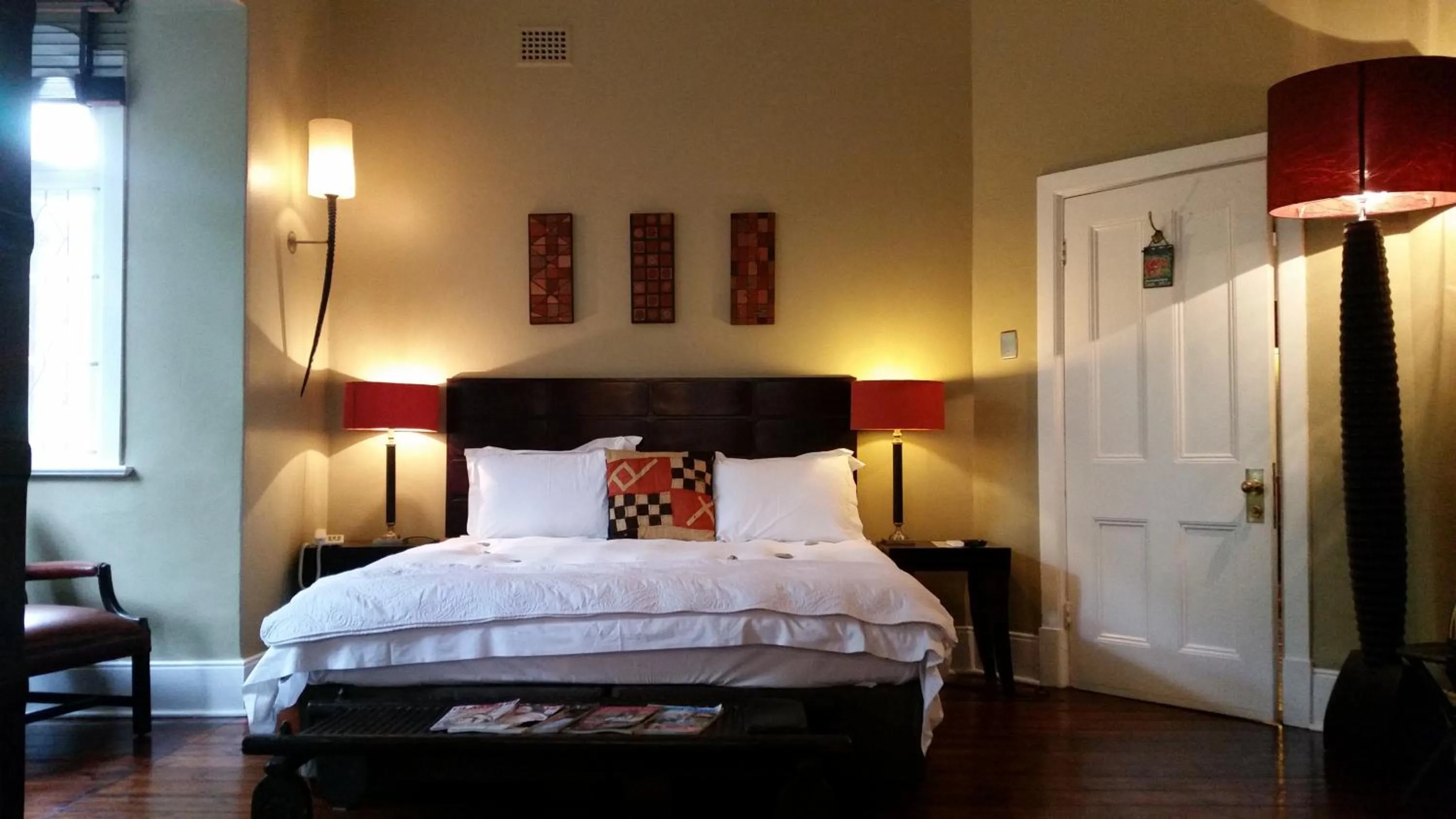 Photo of the whole room, Bed in Jardin d'ébène Boutique Guesthouse