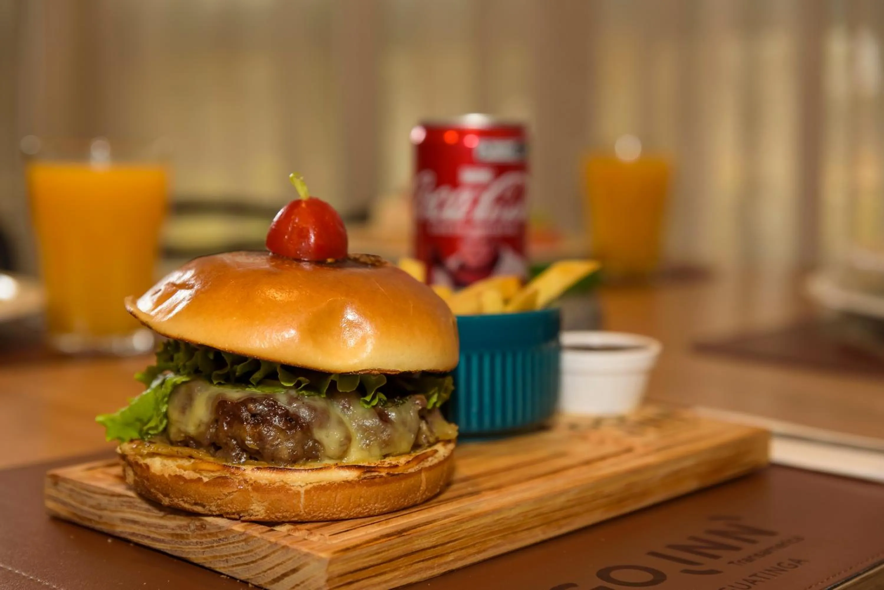 Restaurant/places to eat in Go Inn Taguatinga