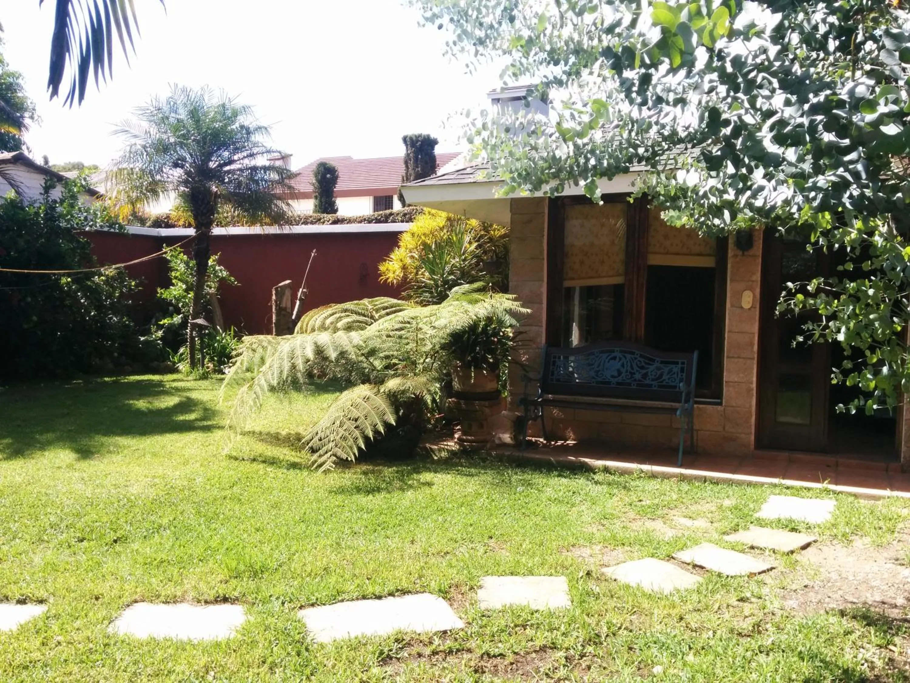 Mi casa, tu casa