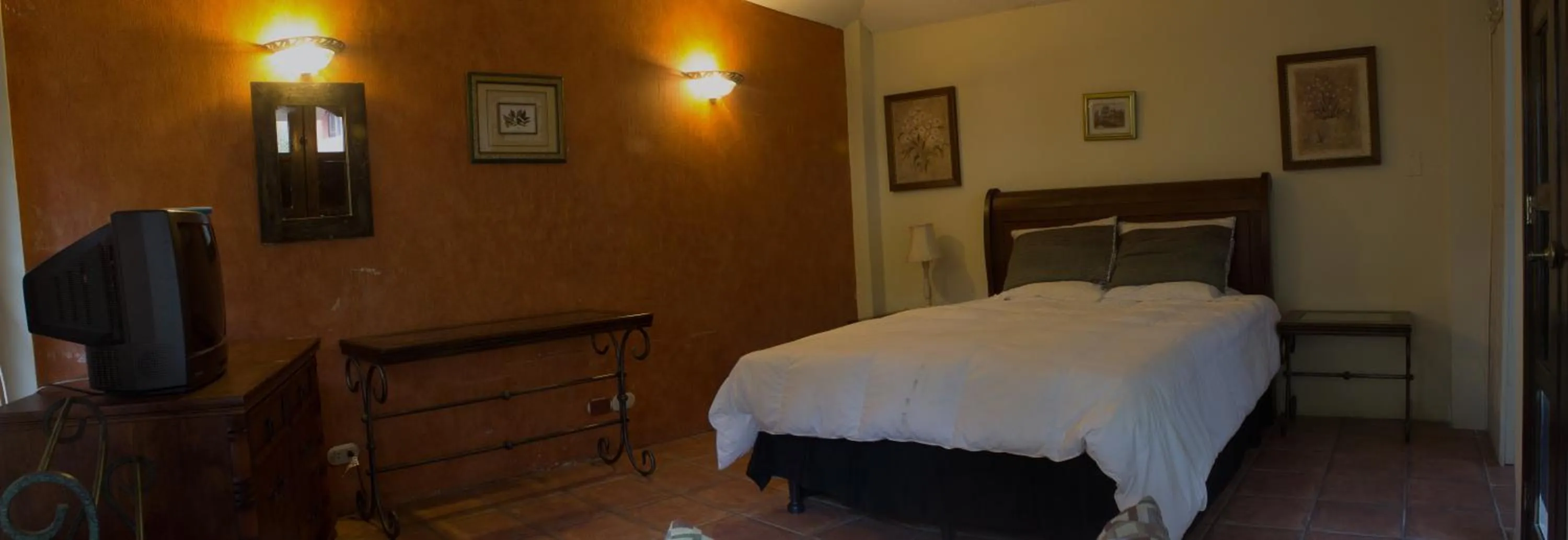 Bed in Mi casa, tu casa