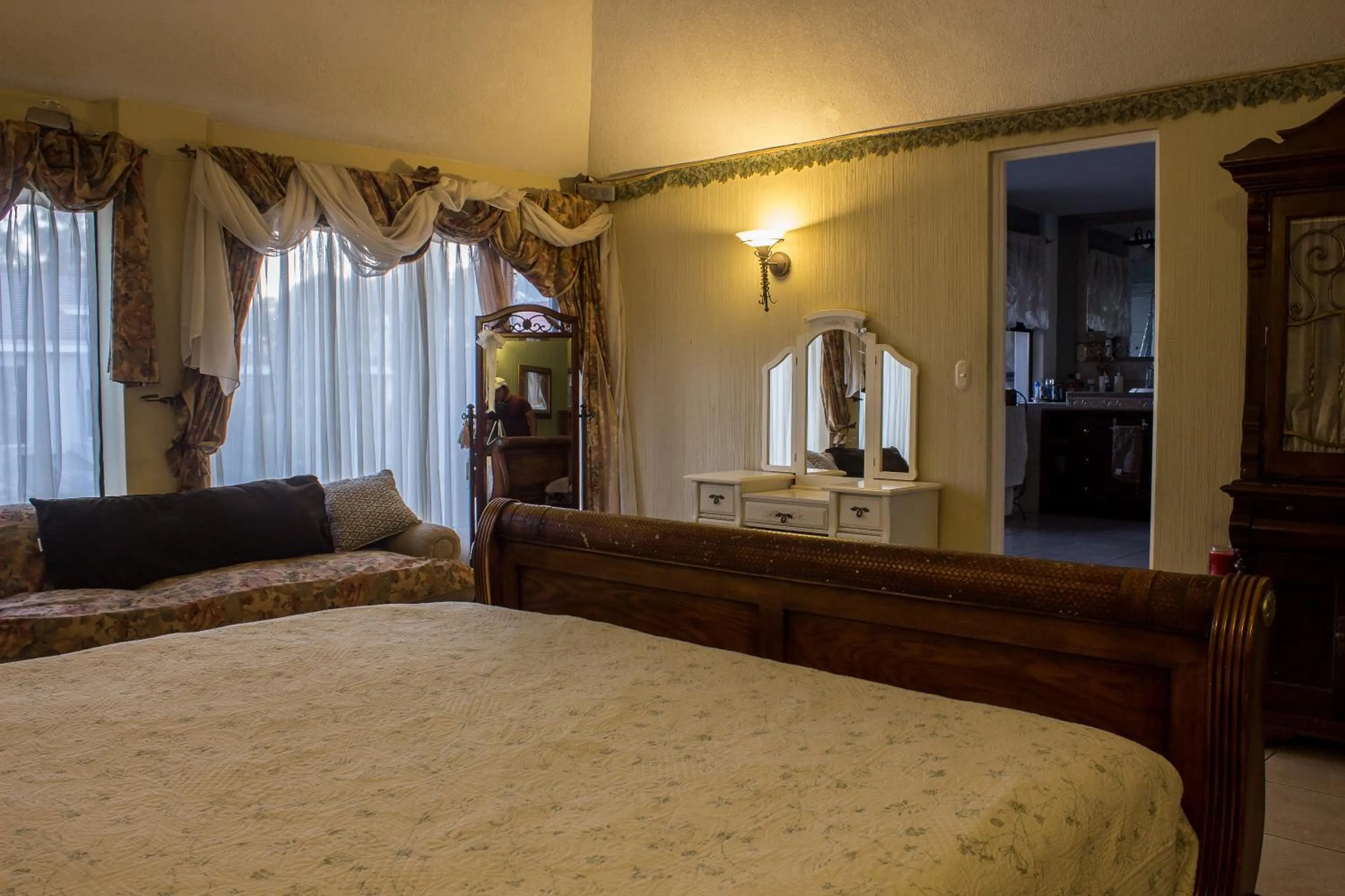 Bed in Mi casa, tu casa