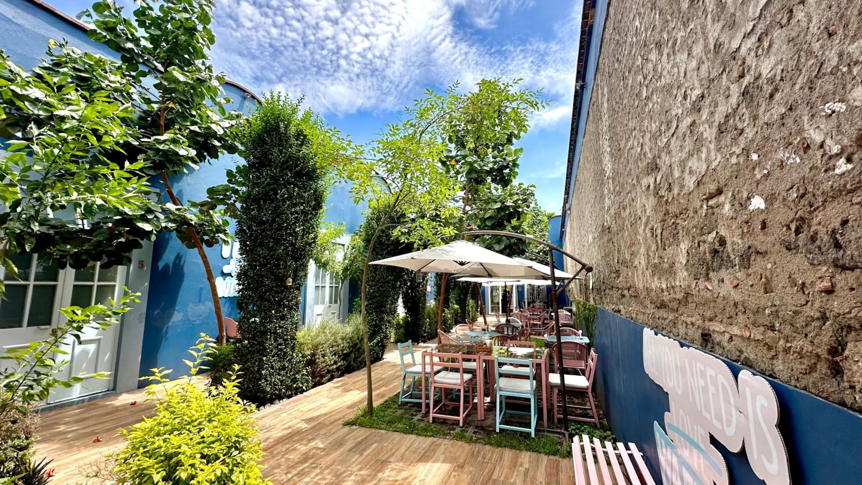 Garden in Xoxula by Inmense