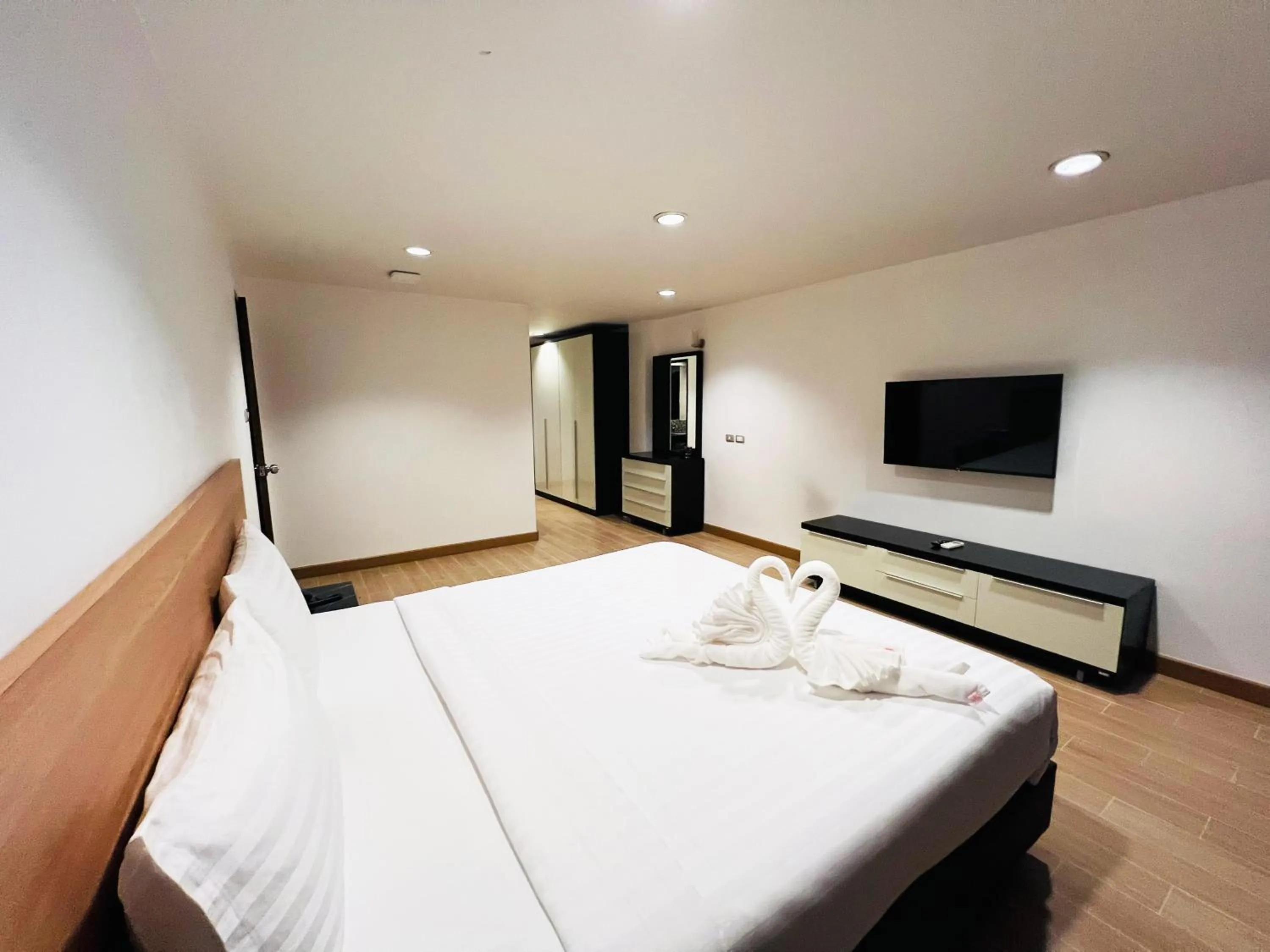 Bedroom, Bed in 14 Place