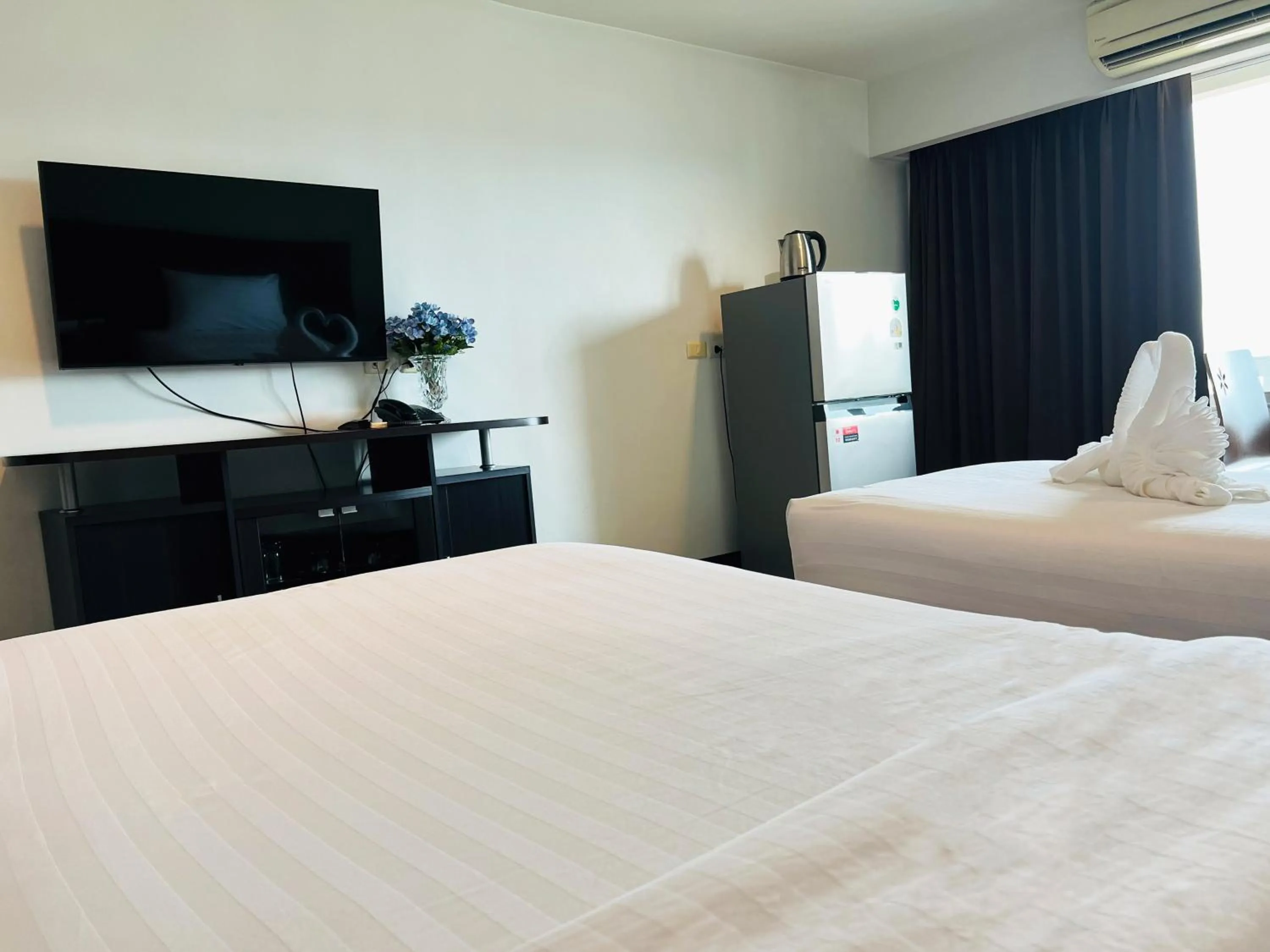 Bedroom, Bed in 14 Place