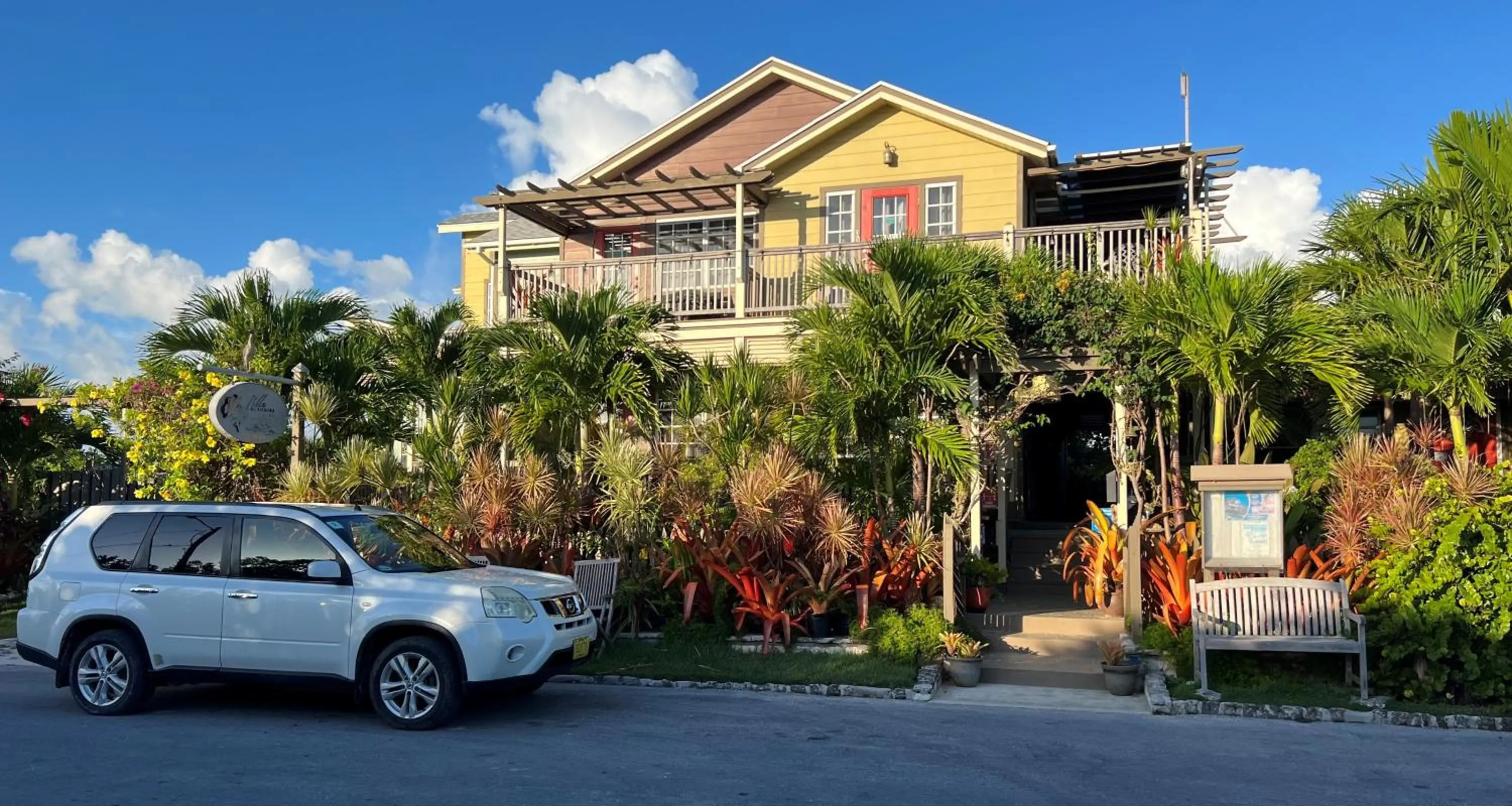 Property building in Villa Allamanda Eleuthera