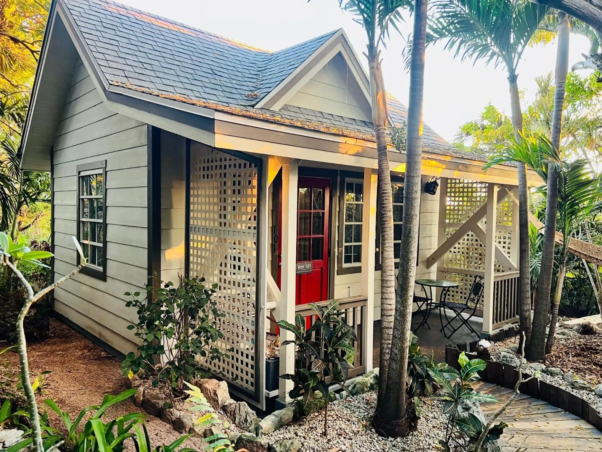 Property building in Villa Allamanda Eleuthera