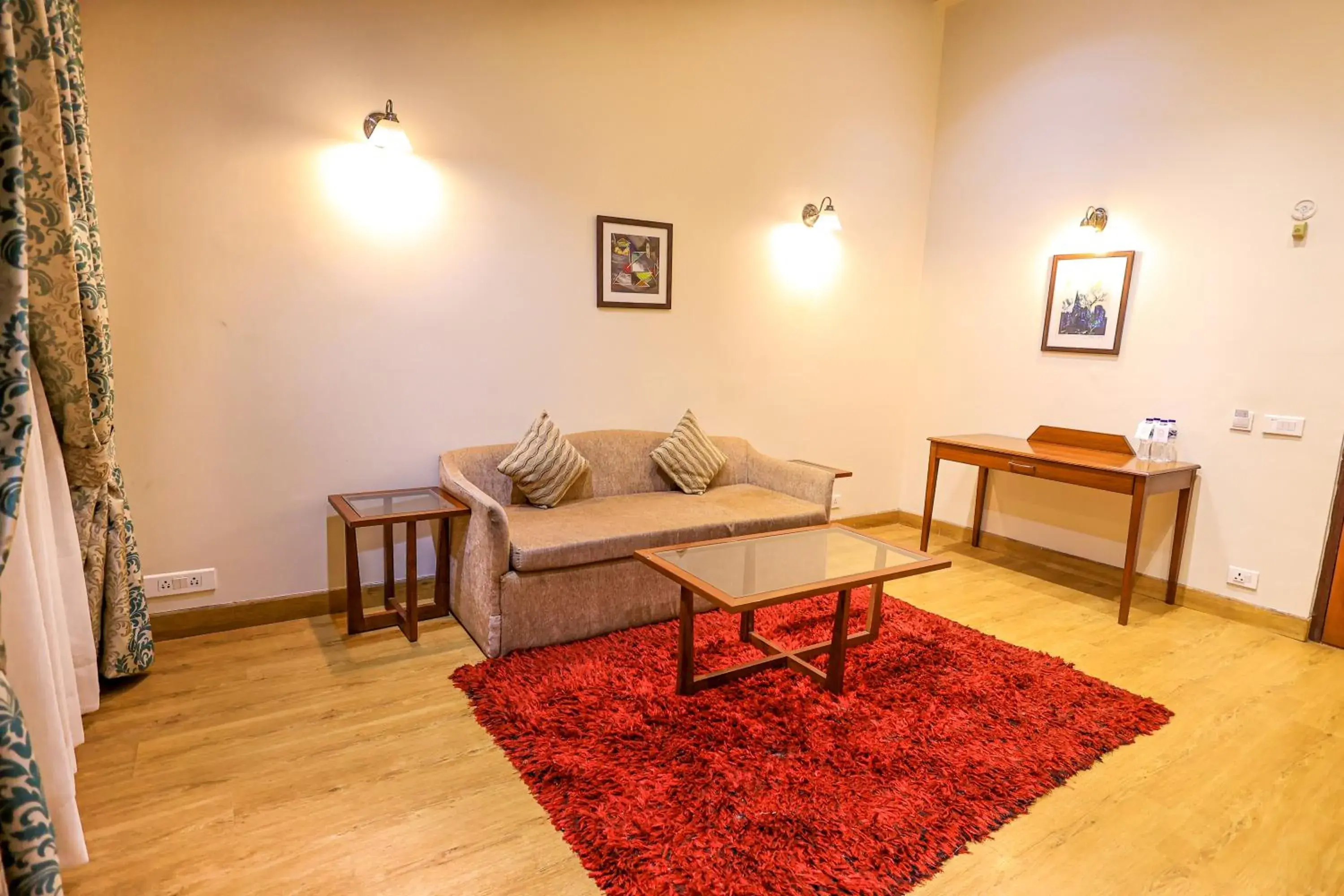 Foxoso Misty Oaks - Hotel & Resort Foxoso Misty Oaks - Hotel & Resort