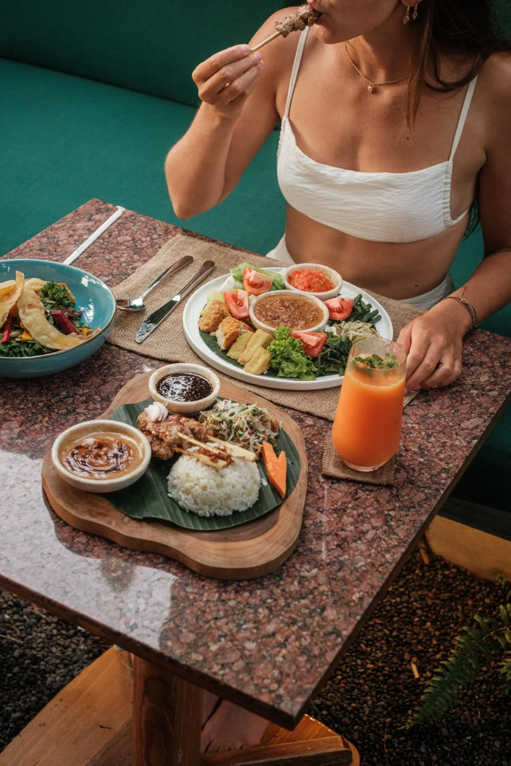 Restaurant/places to eat in Pondok Prapen Guest House
