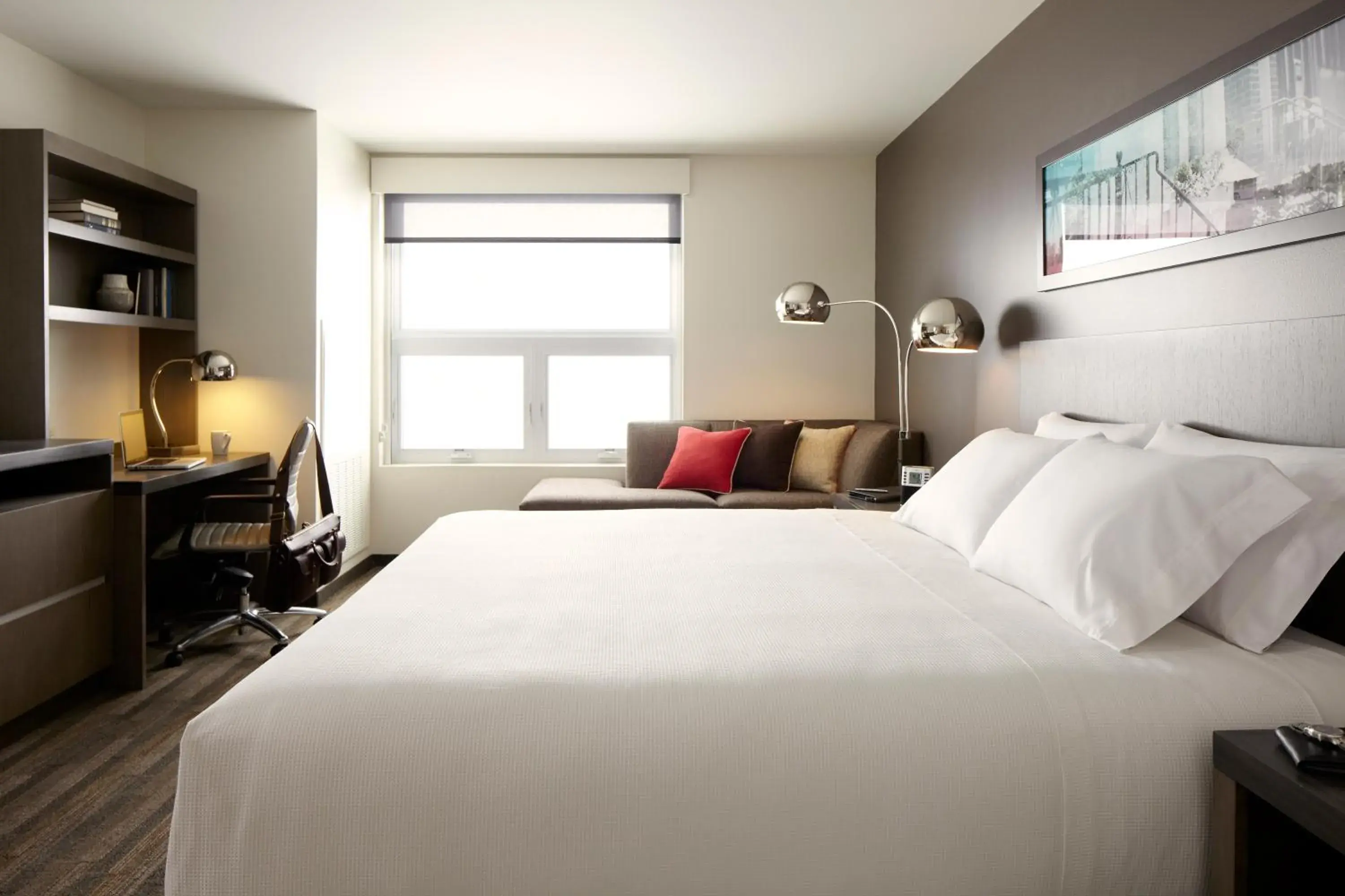 King Den with Accessible Tub and Sofa in Hyatt House Schenectady / Mohawk Harbor King Den with Accessible Tub and Sofa in Hyatt House Schenectady / Mohawk Harbor