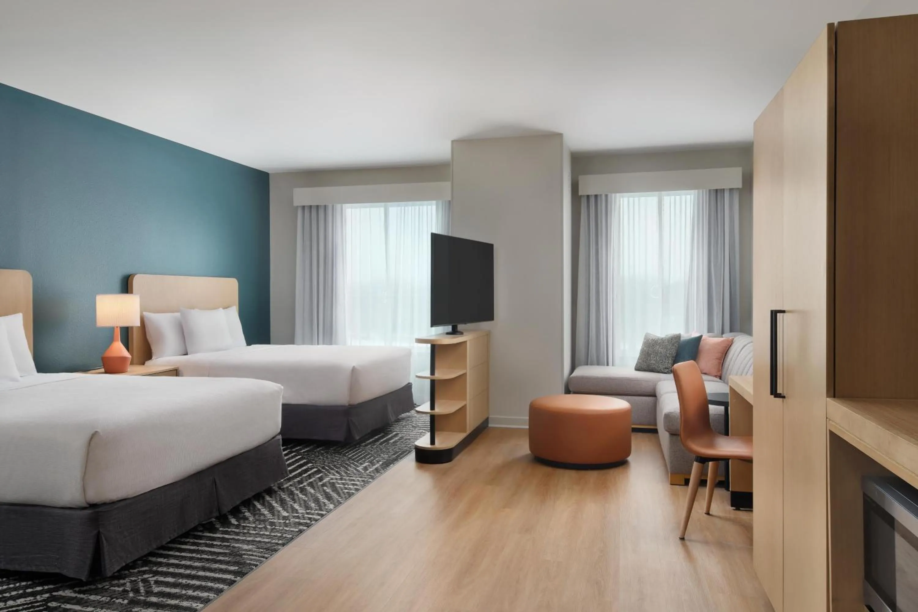 Bedroom, Bed in Hyatt House Schenectady / Mohawk Harbor
