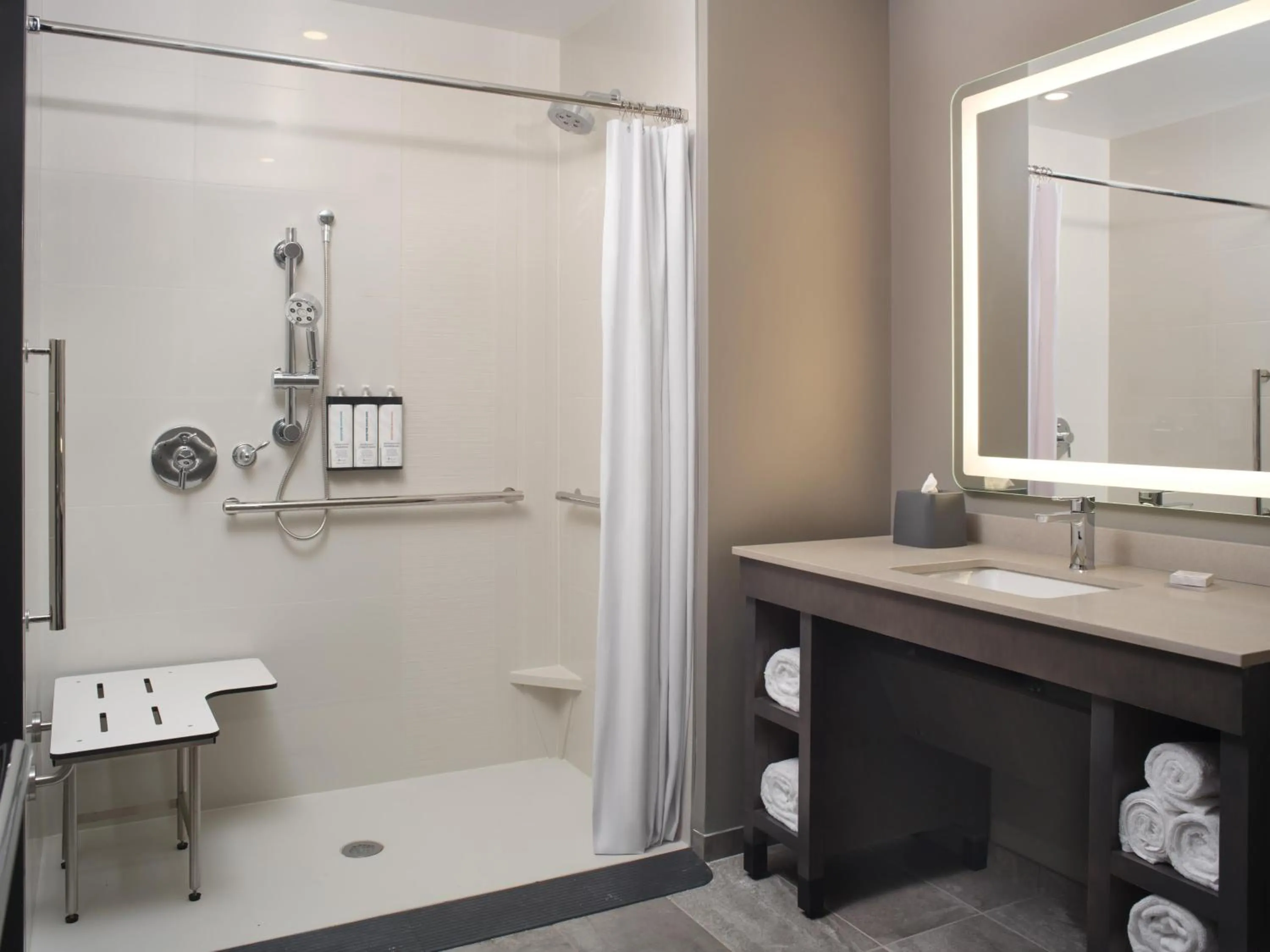 Bathroom in Hyatt House Schenectady / Mohawk Harbor