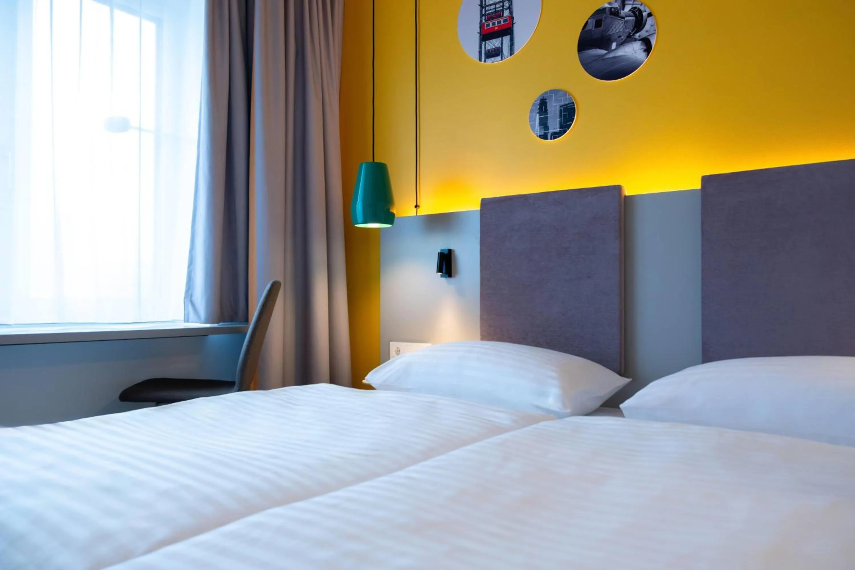 Photo of the whole room, Bed in Vienna House Easy by Wyndham Vienna Airport