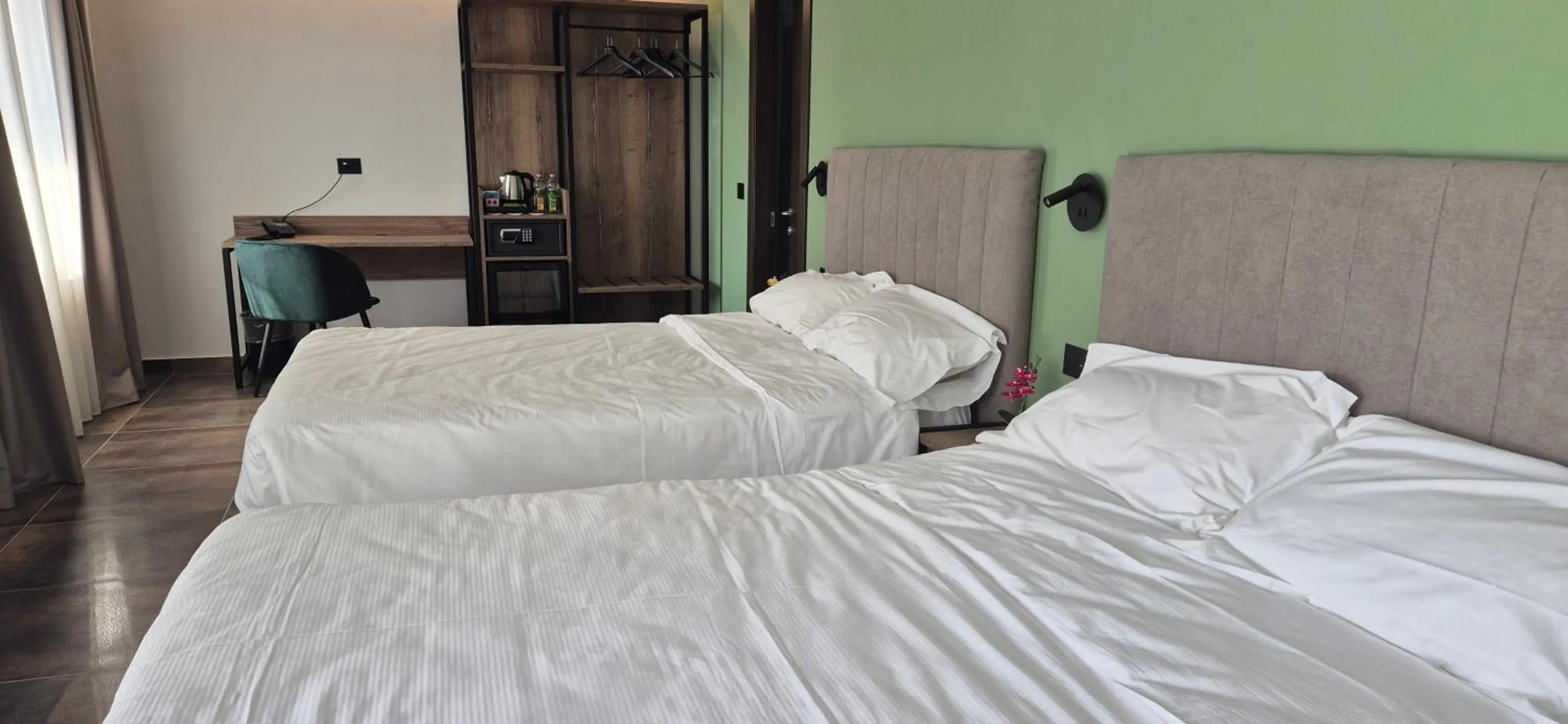 Hotel V7
