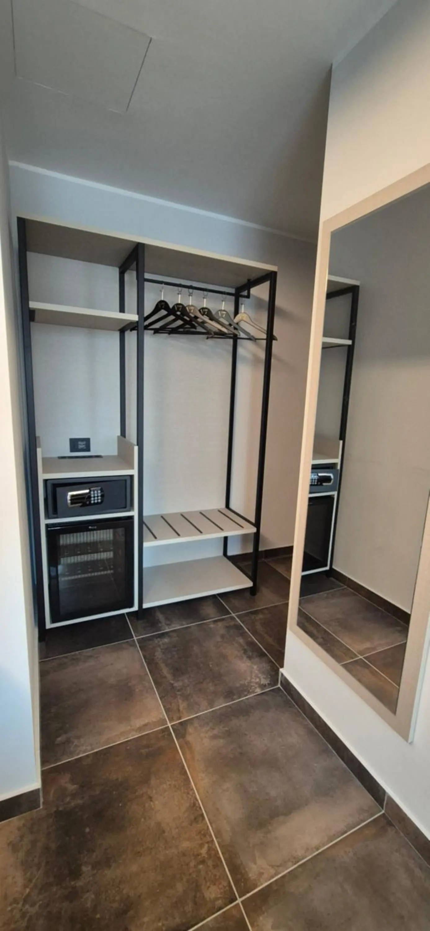 Hotel V7