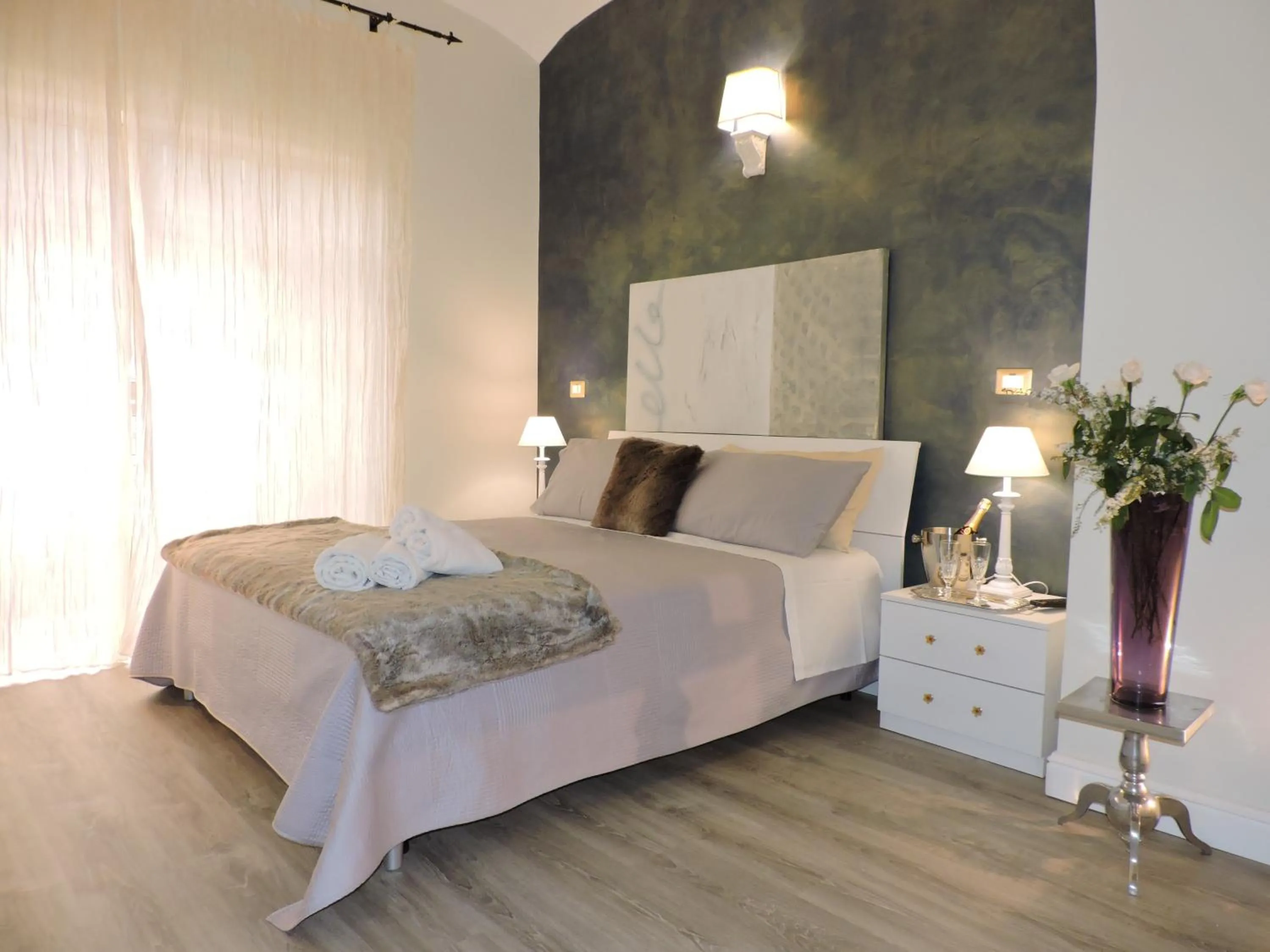 Day, Bed in Anfiteatro Suite