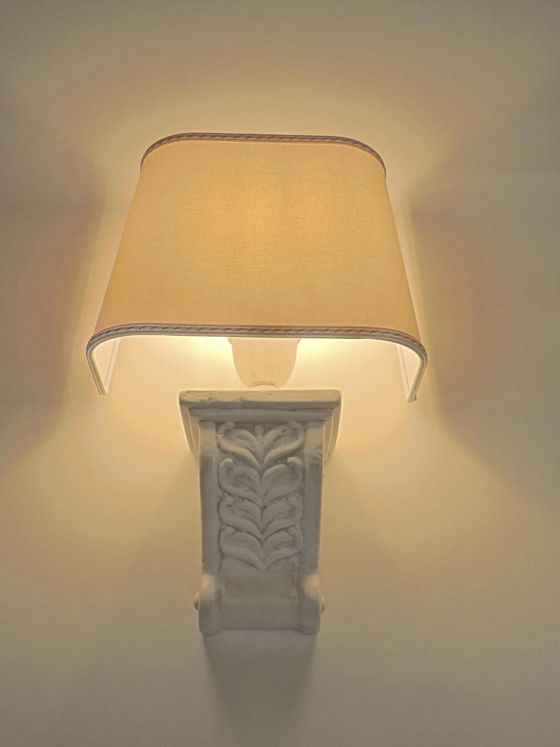 Decorative detail in Anfiteatro Suite