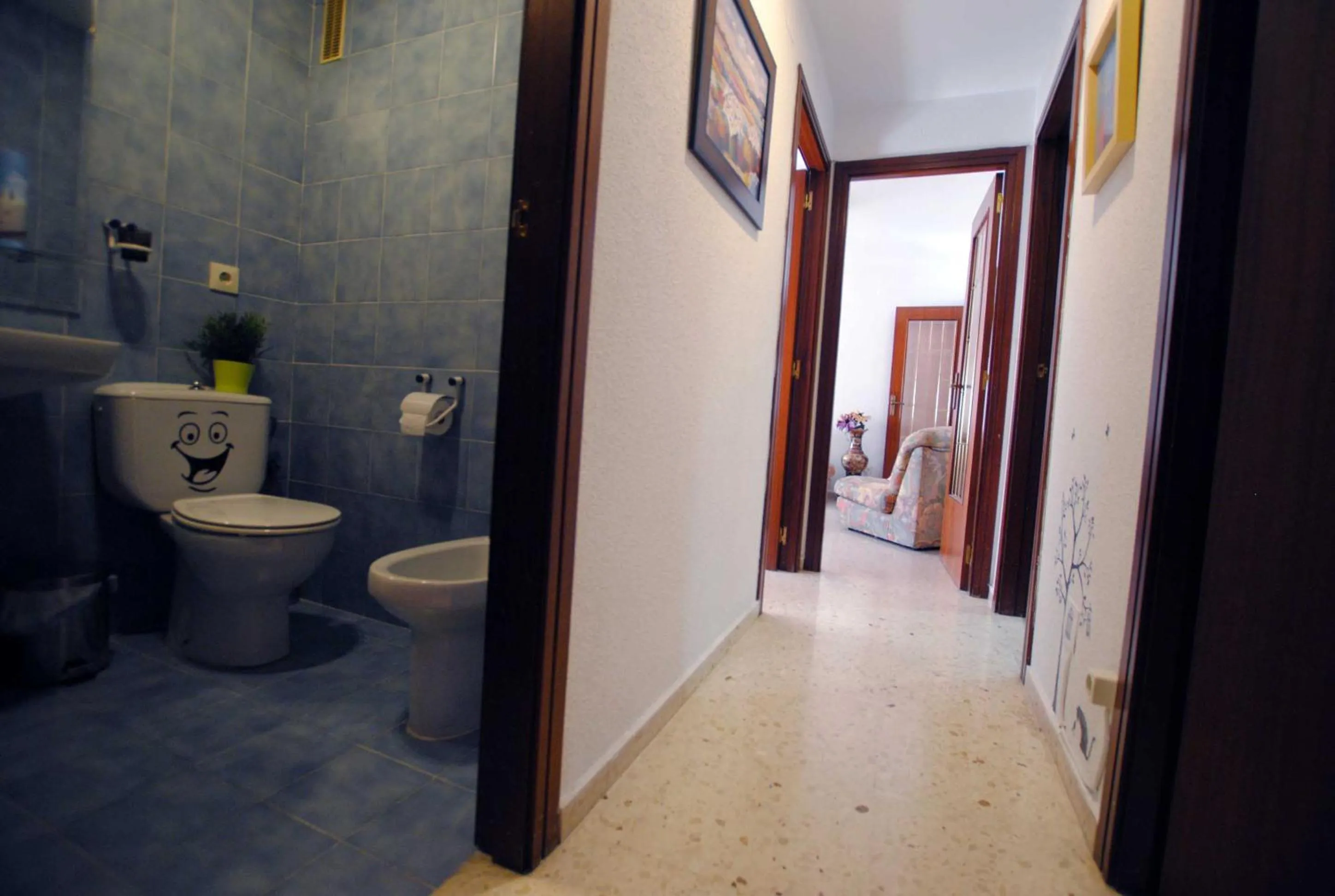 Decorative detail in Valencia Centro WiFi