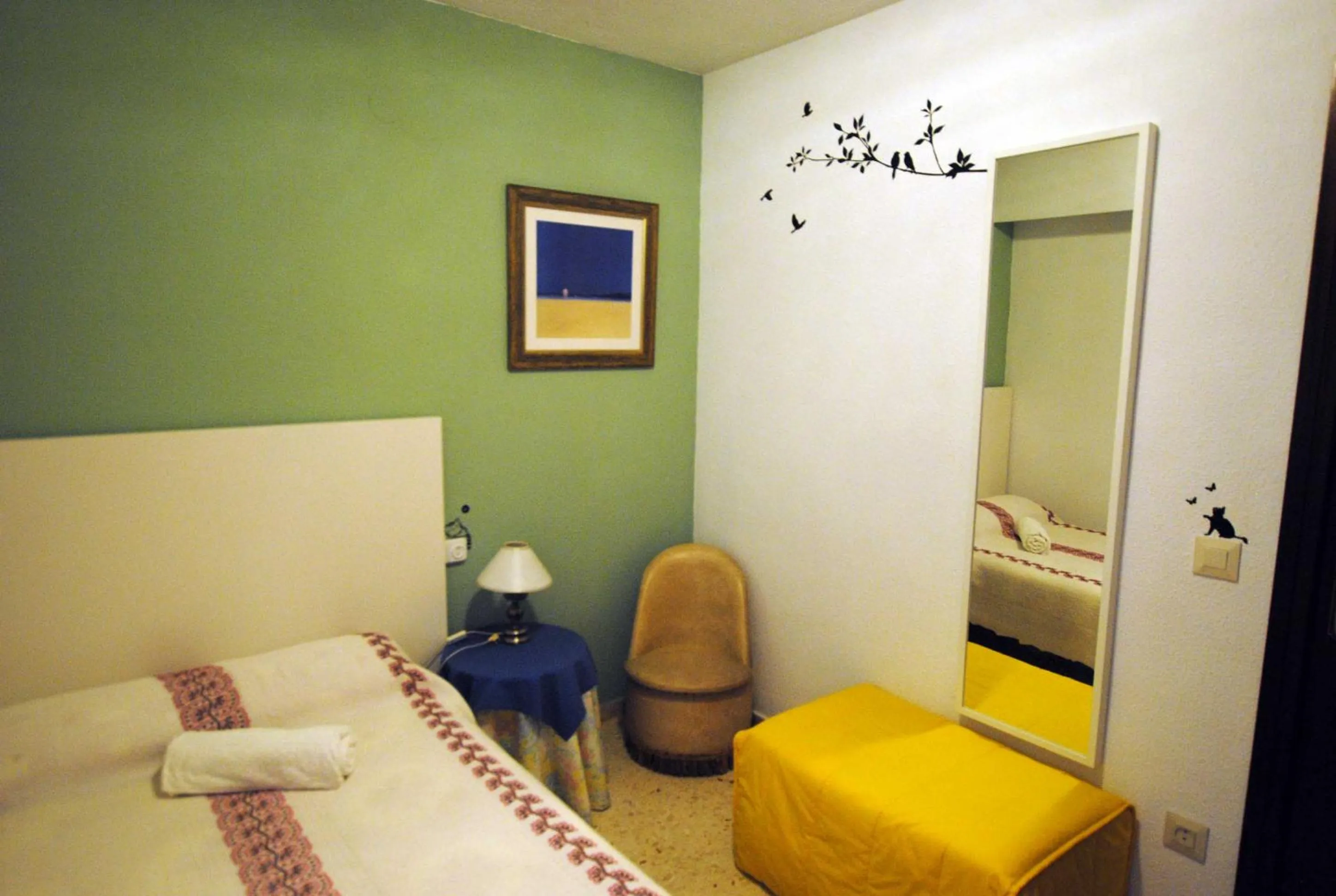 Decorative detail, Bed in Valencia Centro WiFi