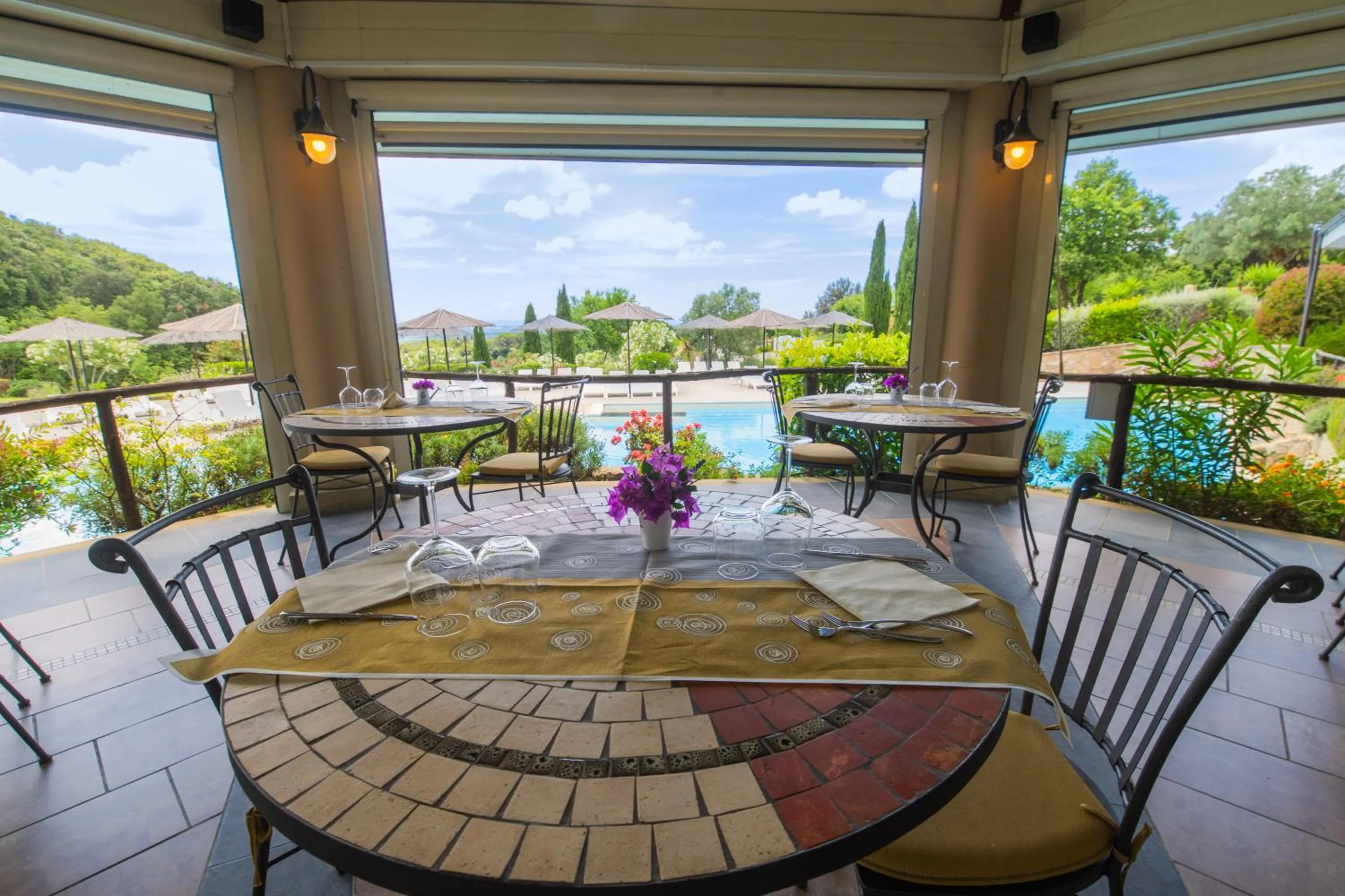 Restaurant/places to eat in Borgo Felciaione